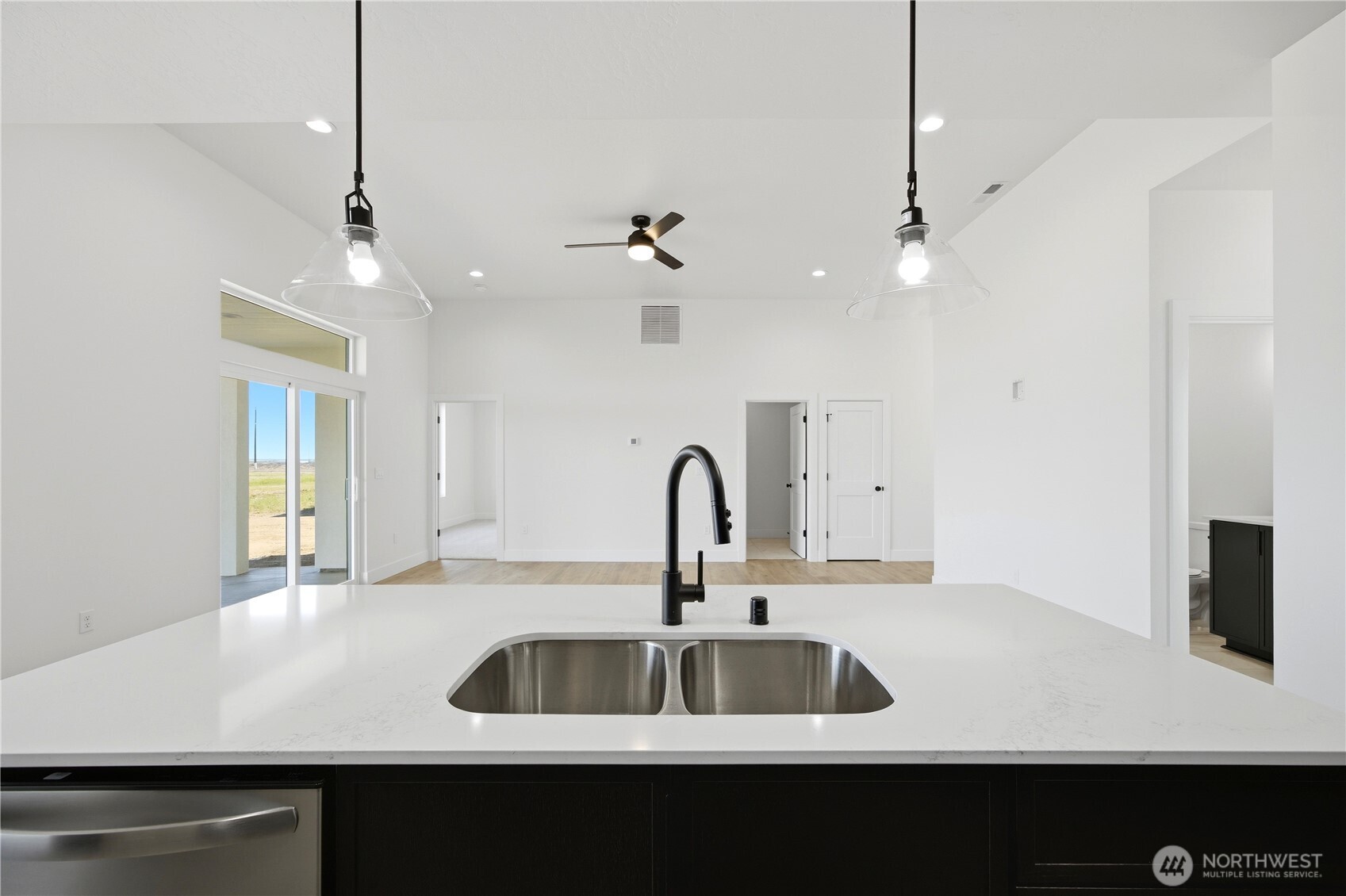 1605 7th Avenue Property Photo 22