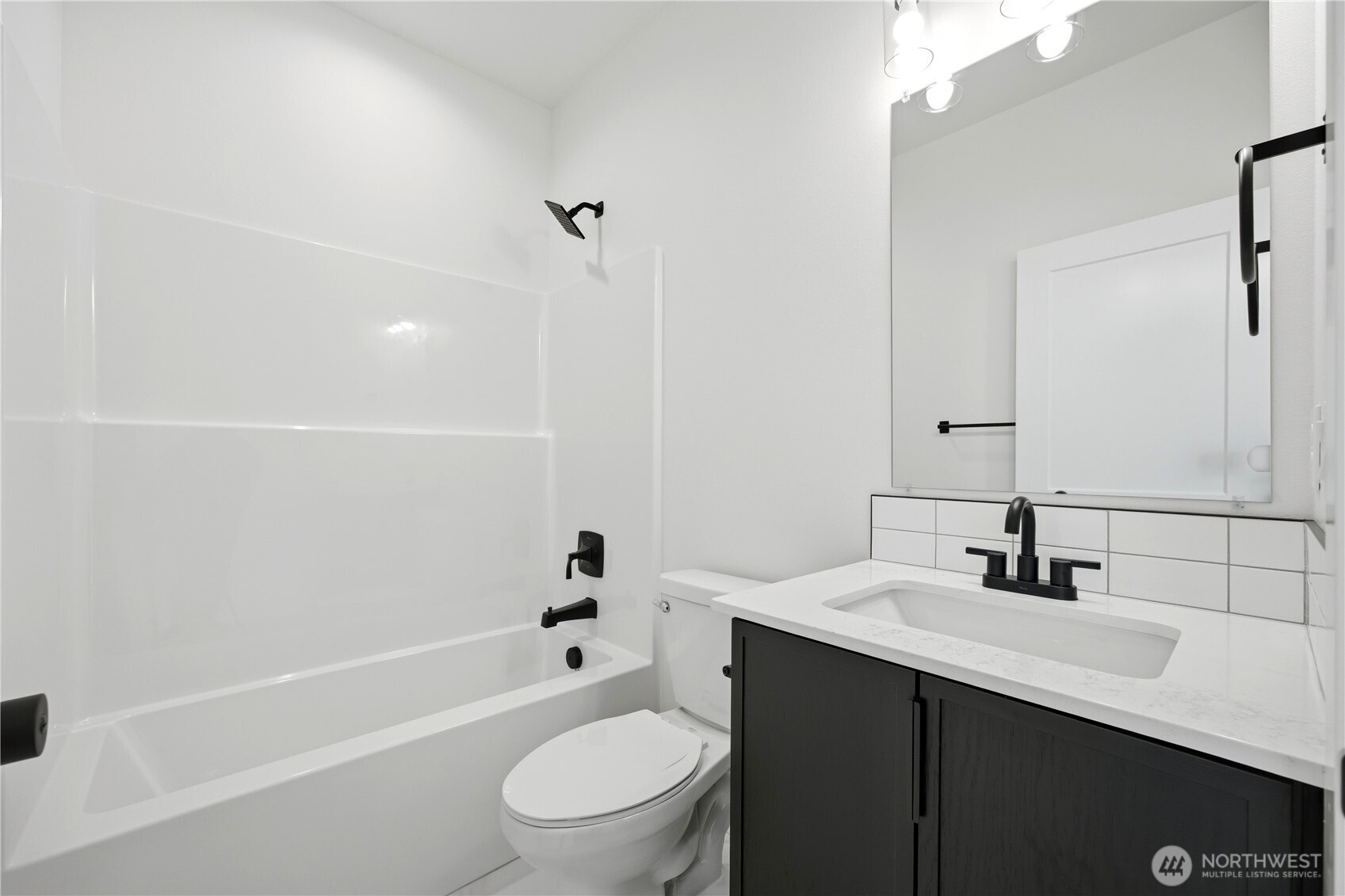 1605 7th Avenue Property Photo 24