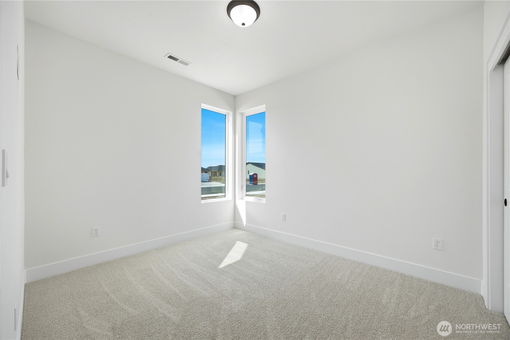 1605 7th Avenue Property Photo 25