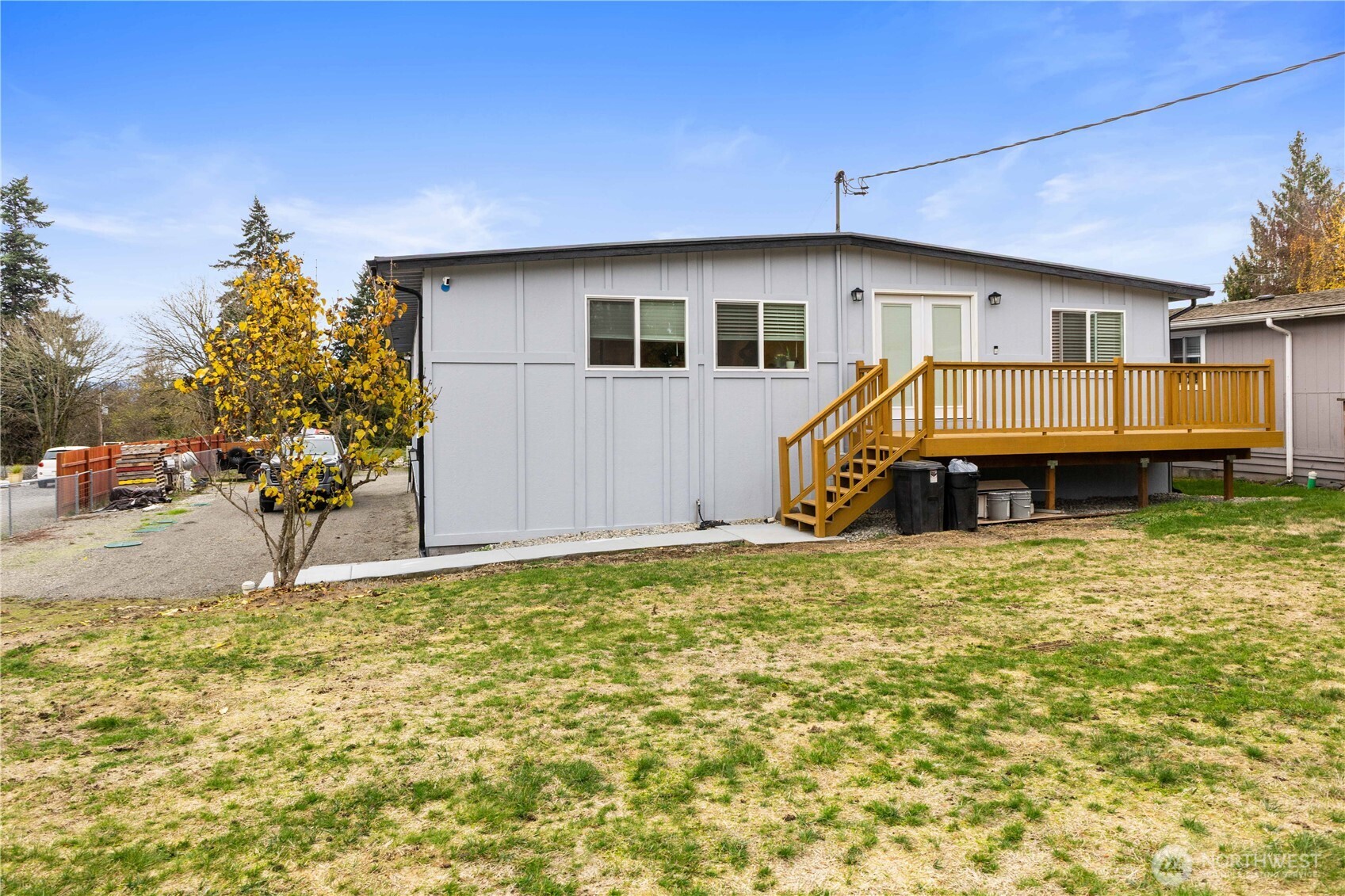 7415 100th Street Property Photo 4