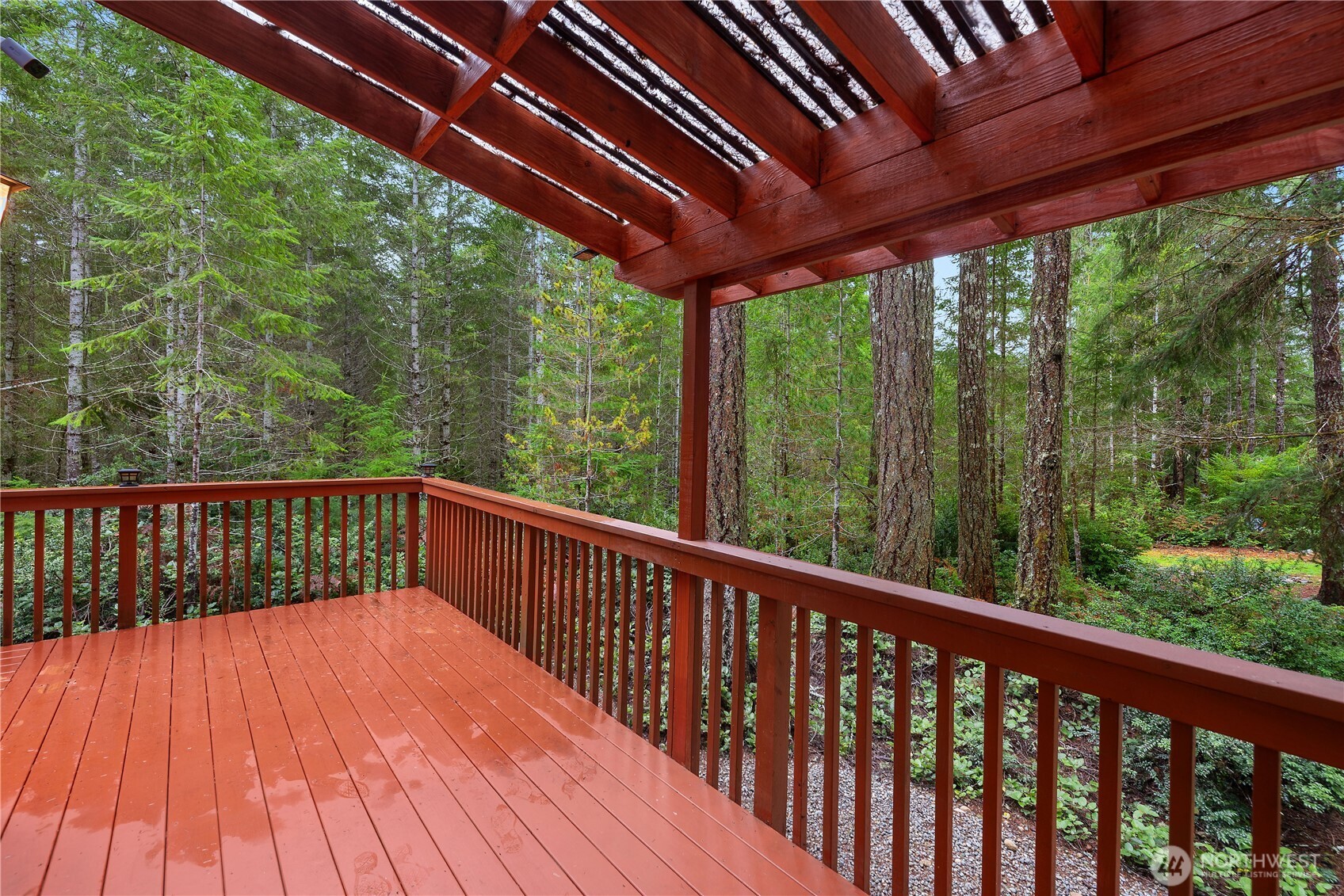 40 E Susan Court Property Photo 6