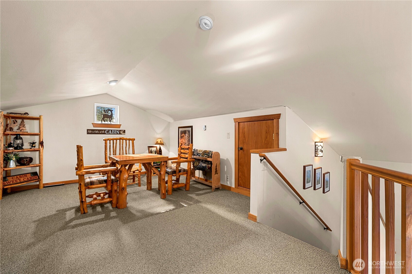 25813 Bridle Lane Property Photo 10