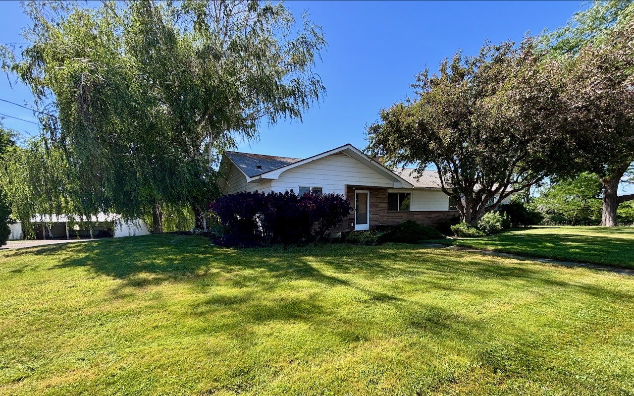 1171 Cleman Road Property Photo 4