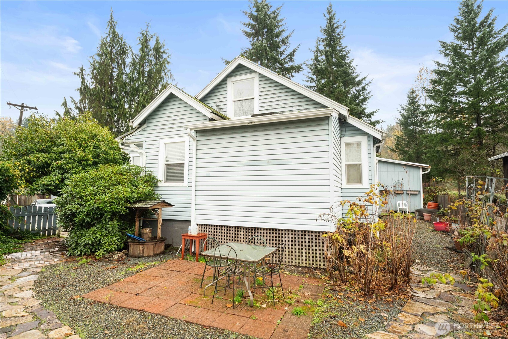 2814 Pioneer Way Property Photo 28