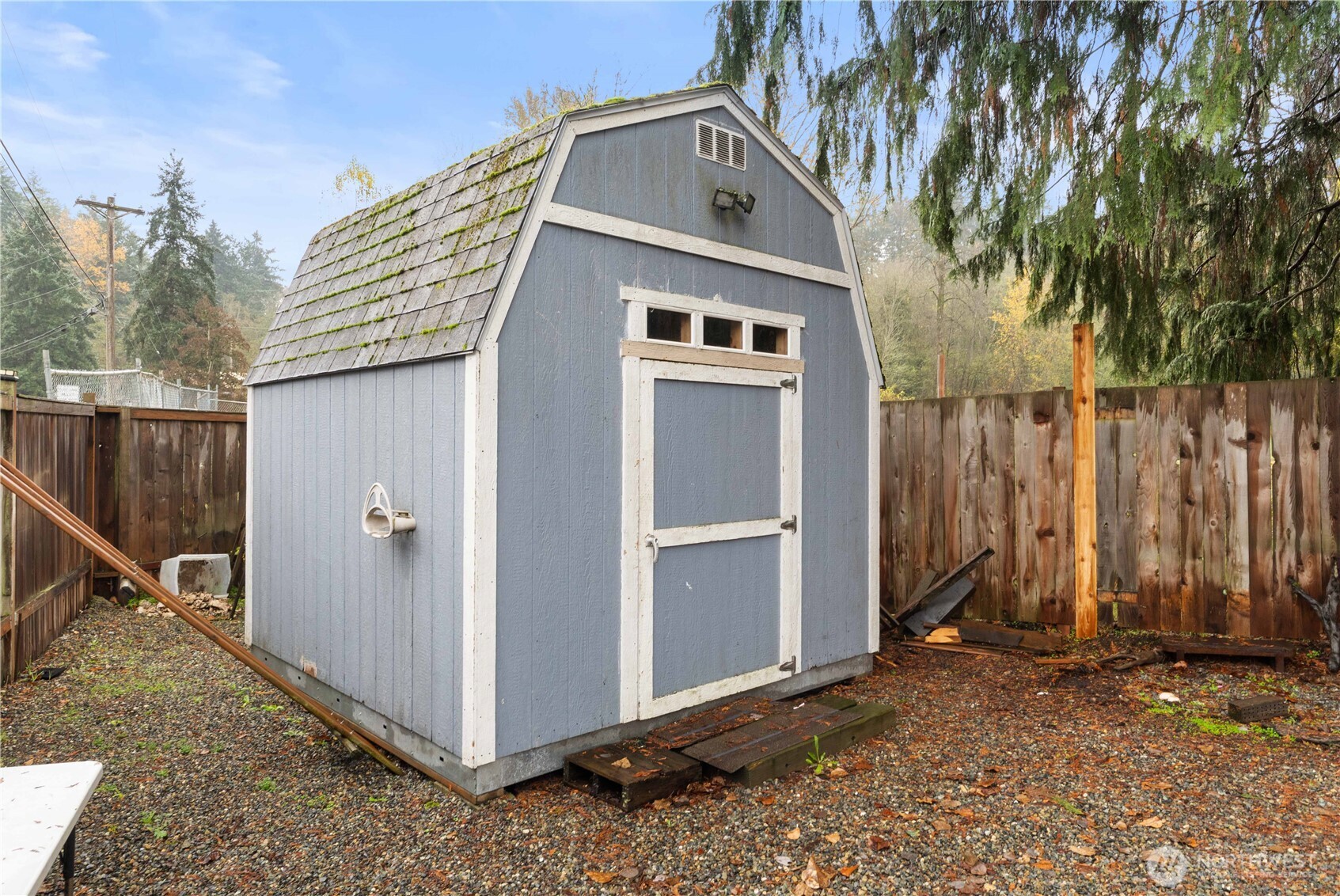 2814 Pioneer Way Property Photo 35