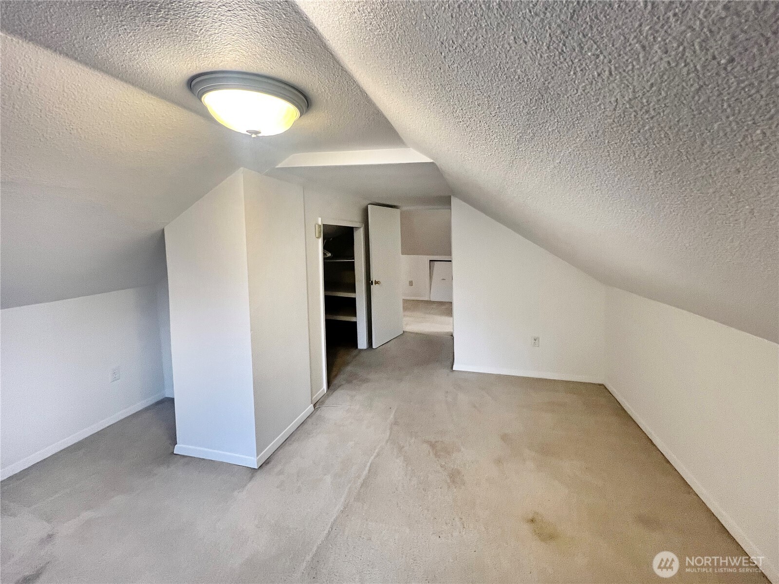2814 Pioneer Way Property Photo 36