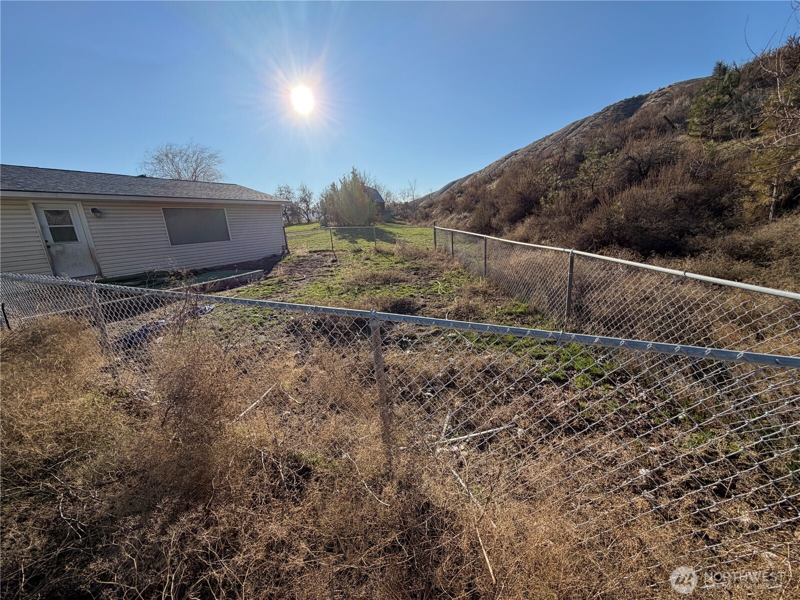 23227 Highway 20 Property Photo 4