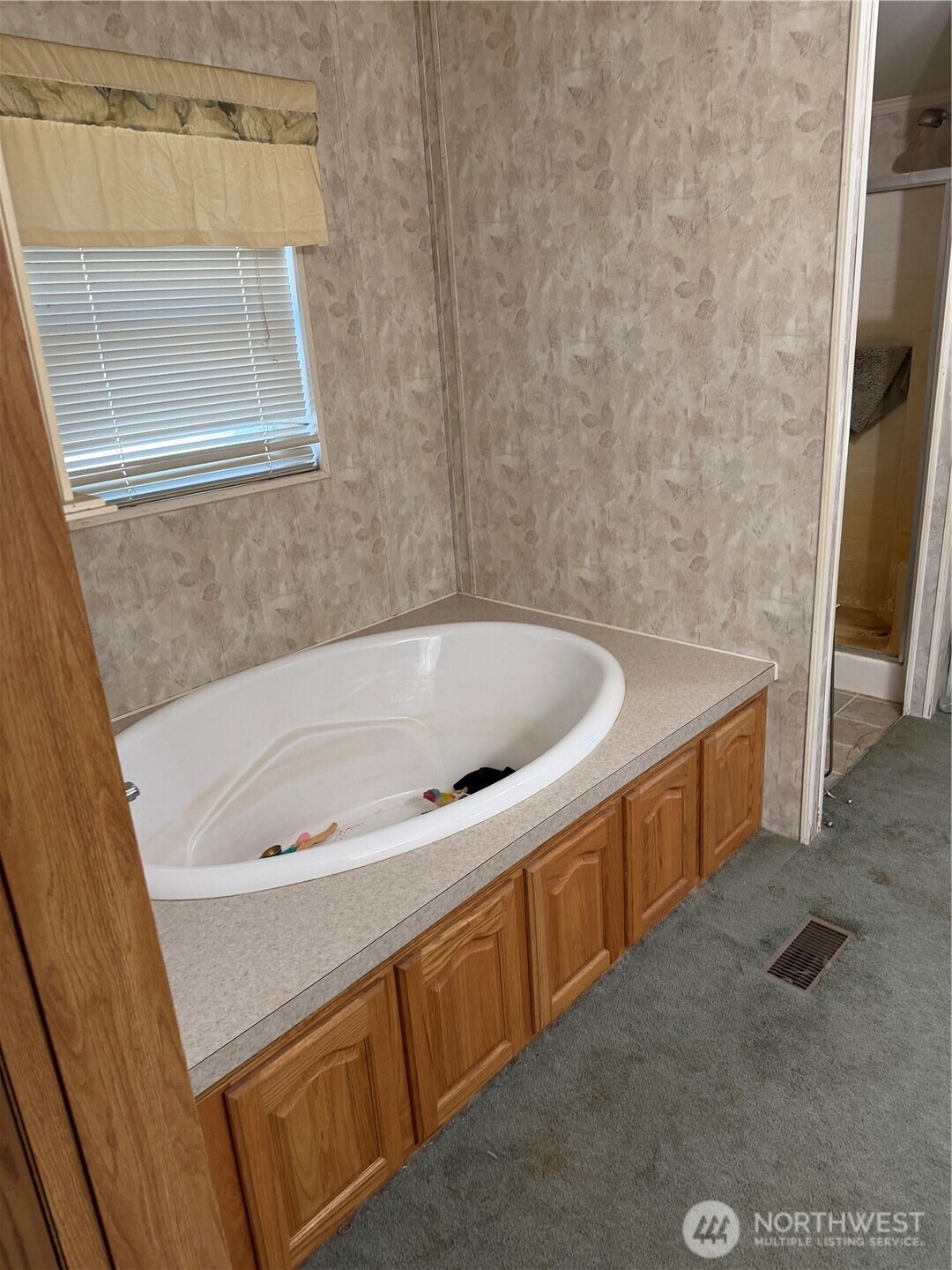 23227 Highway 20 Property Photo 19