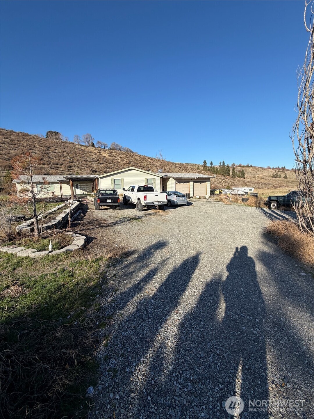 23227 Highway 20 Property Photo 26