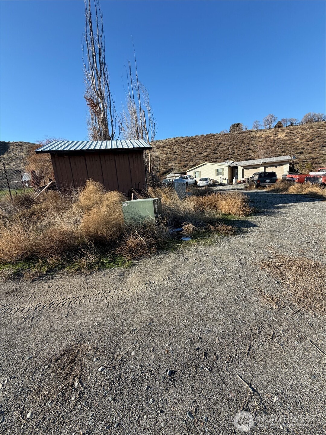 23227 Highway 20 Property Photo 28