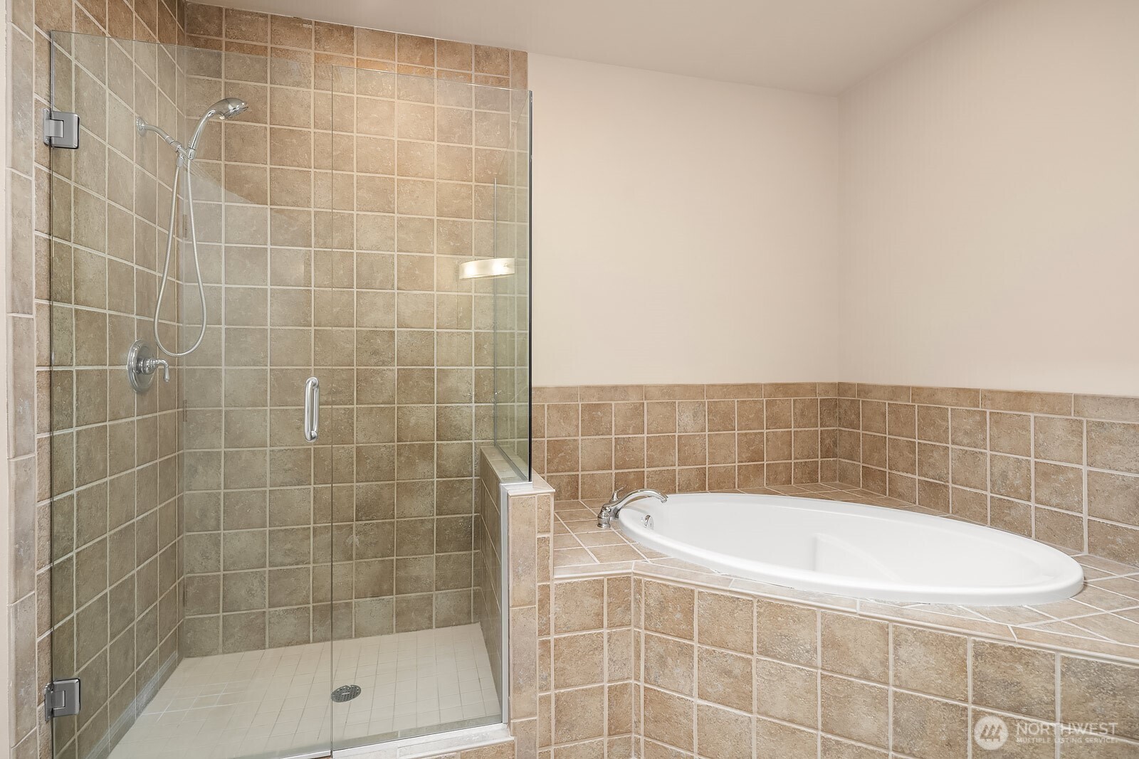 11004 Ne 11th Street 606 Property Photo 15