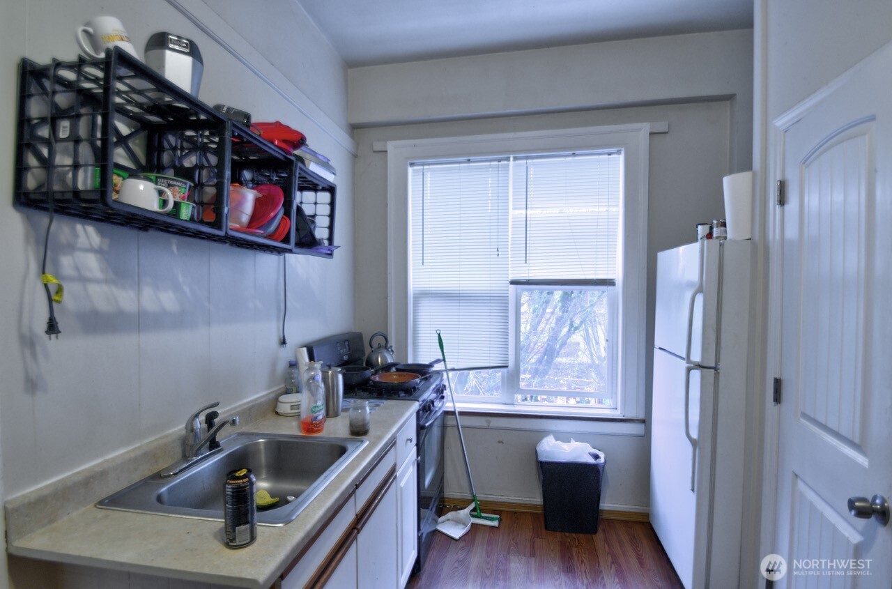 210 4th Avenue Property Photo 19