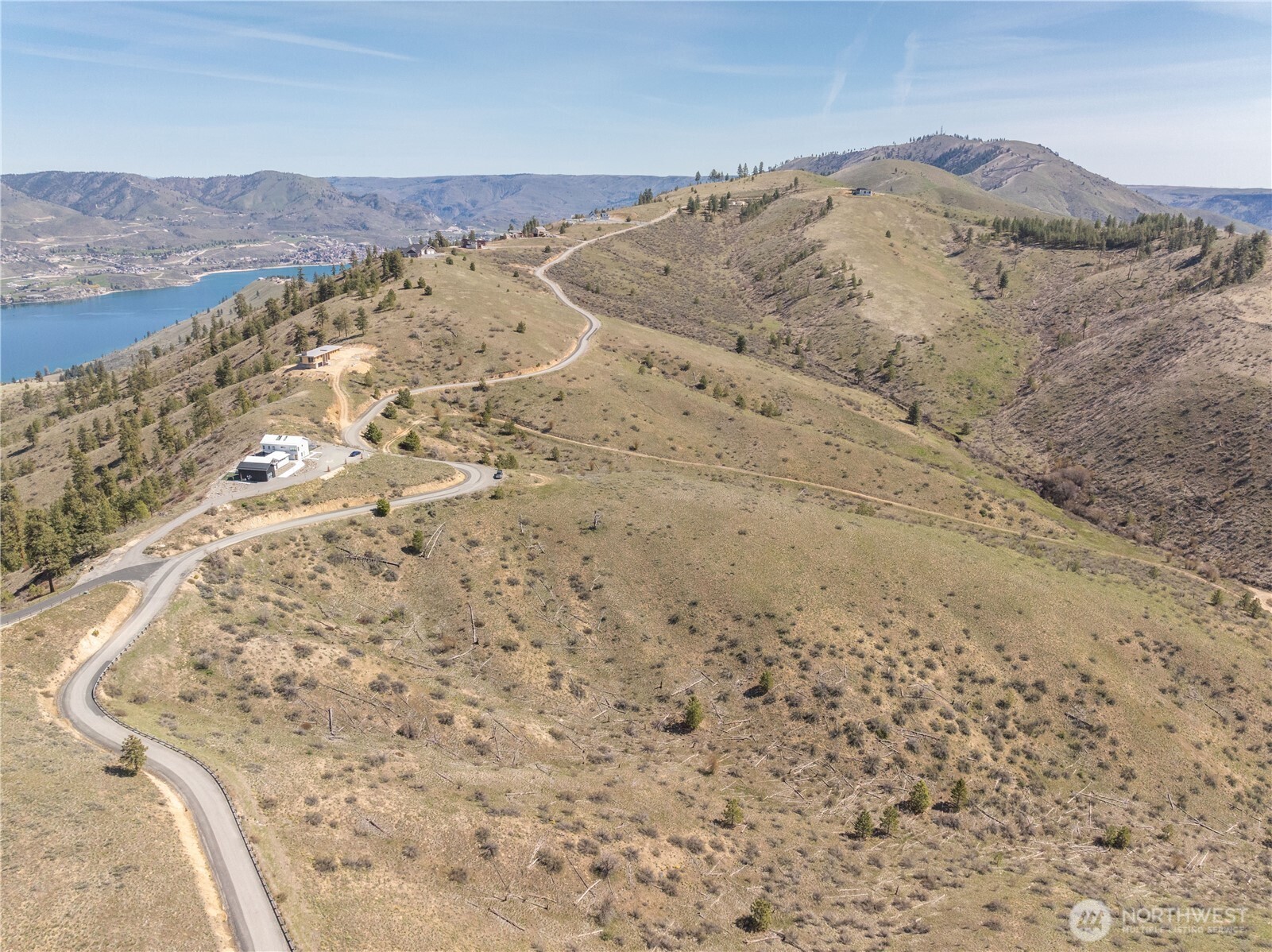 295 Hawks Ridge Road Property Photo 11