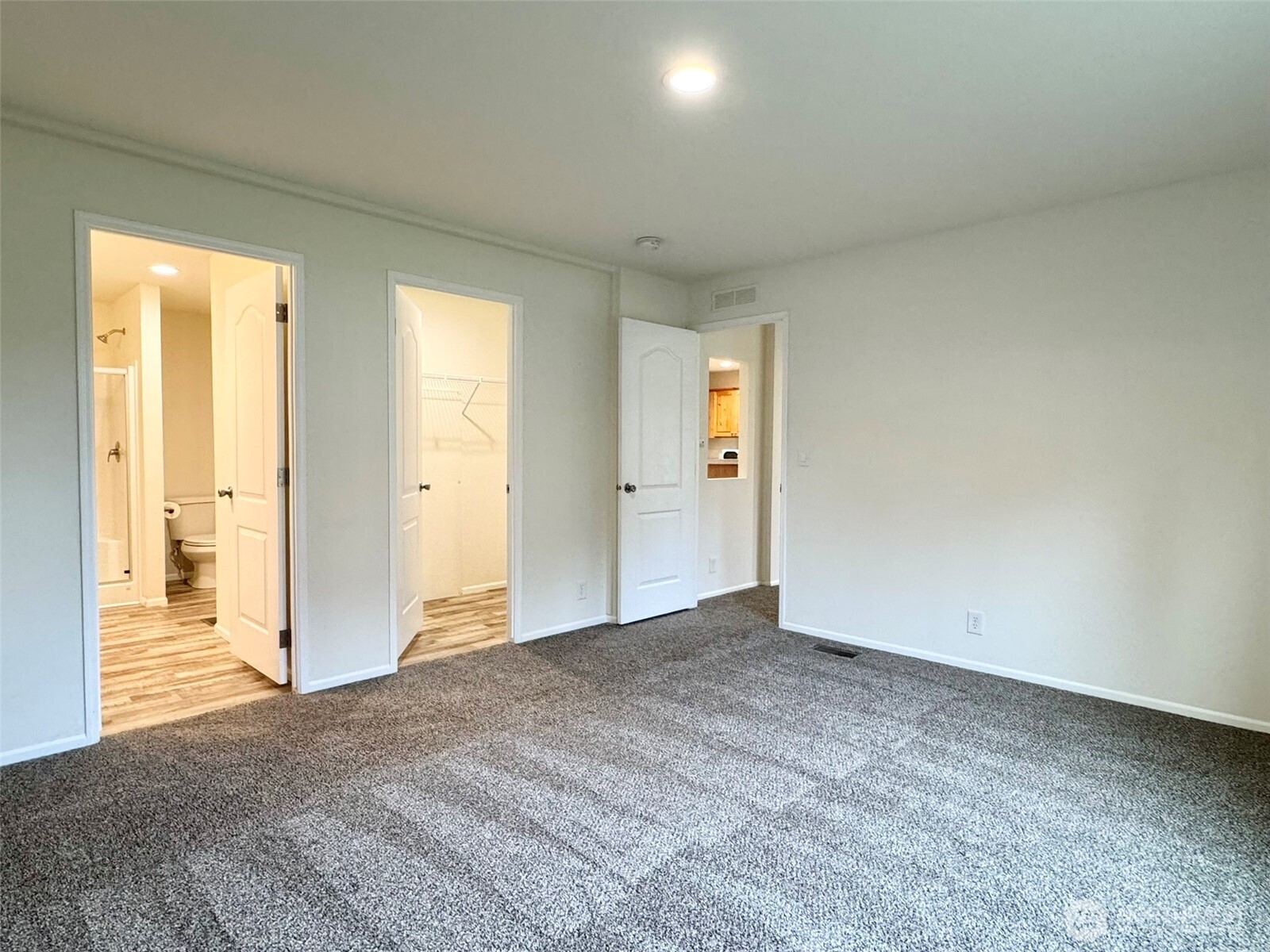 871 Spruce Street Property Photo 7