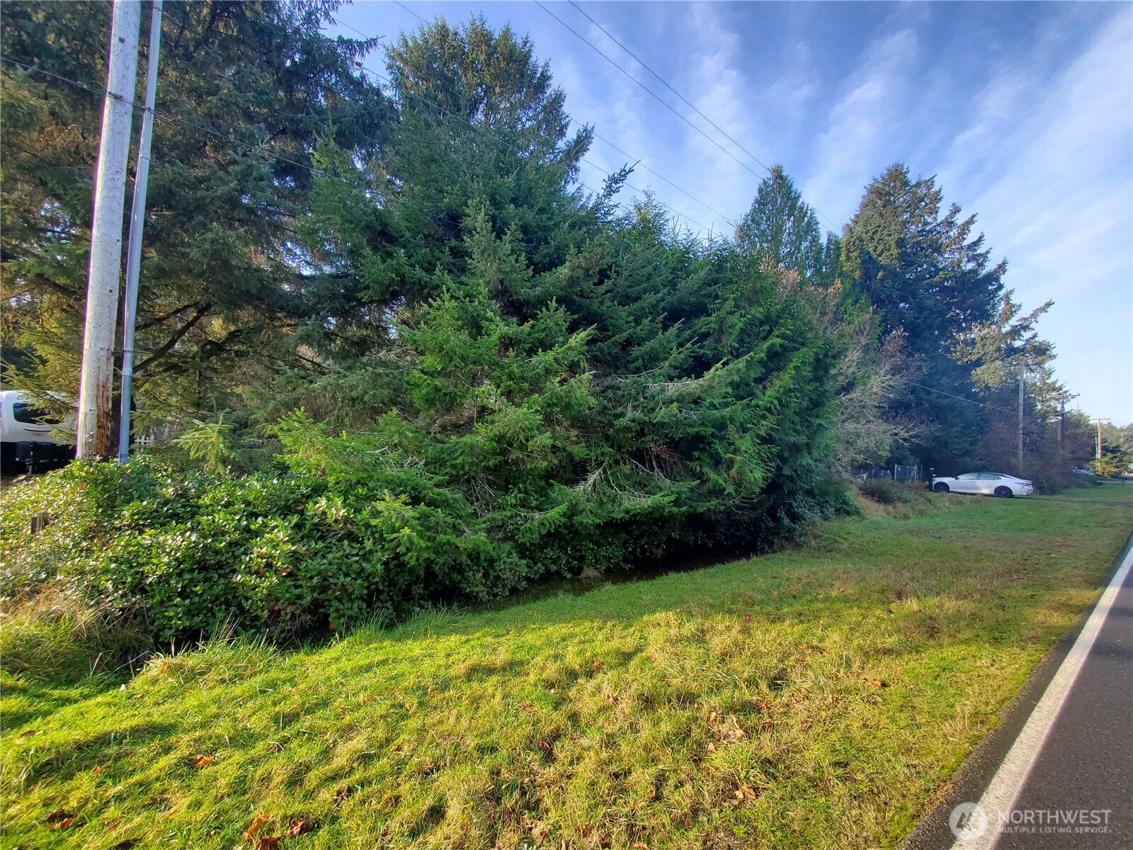407 Mount Olympus Avenue Property Photo 4