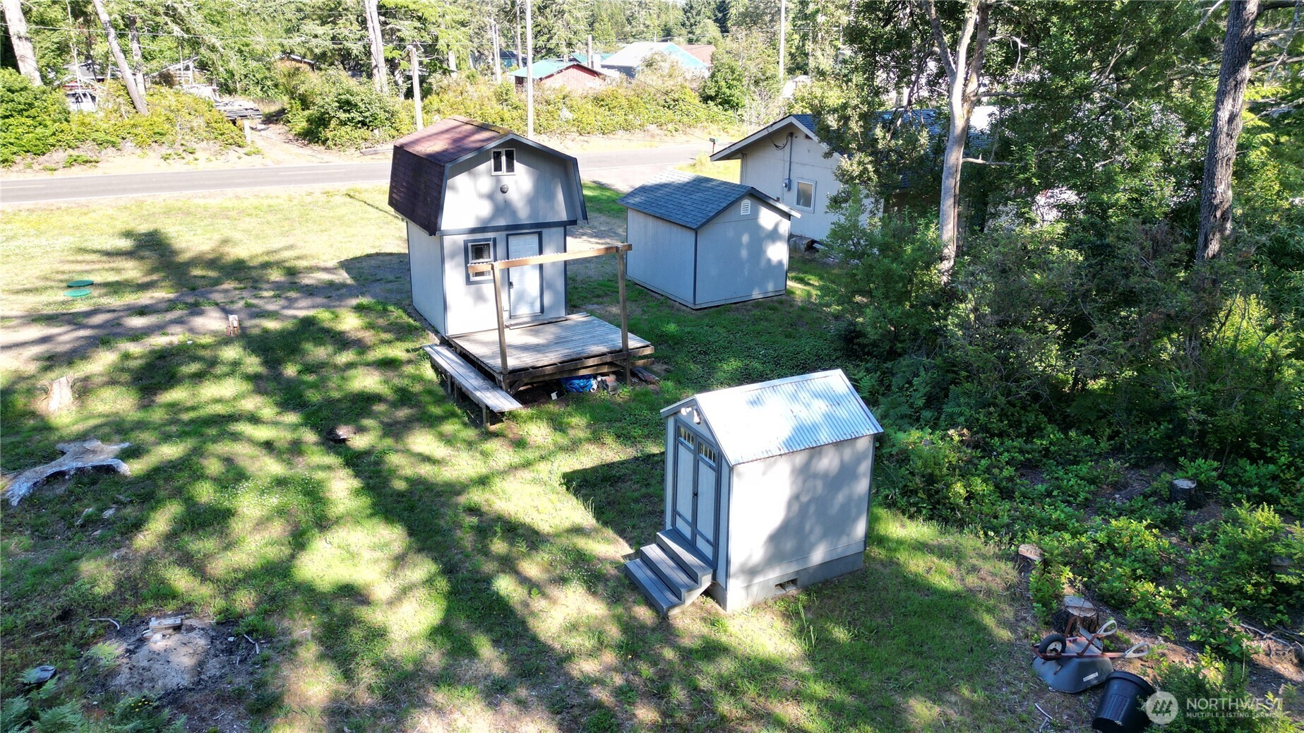 27509 U Street Property Photo 6