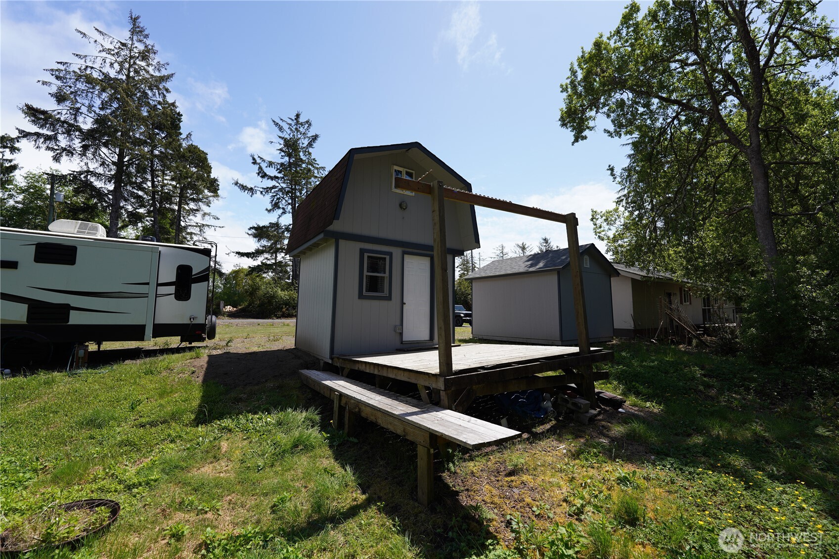 27509 U Street Property Photo 11