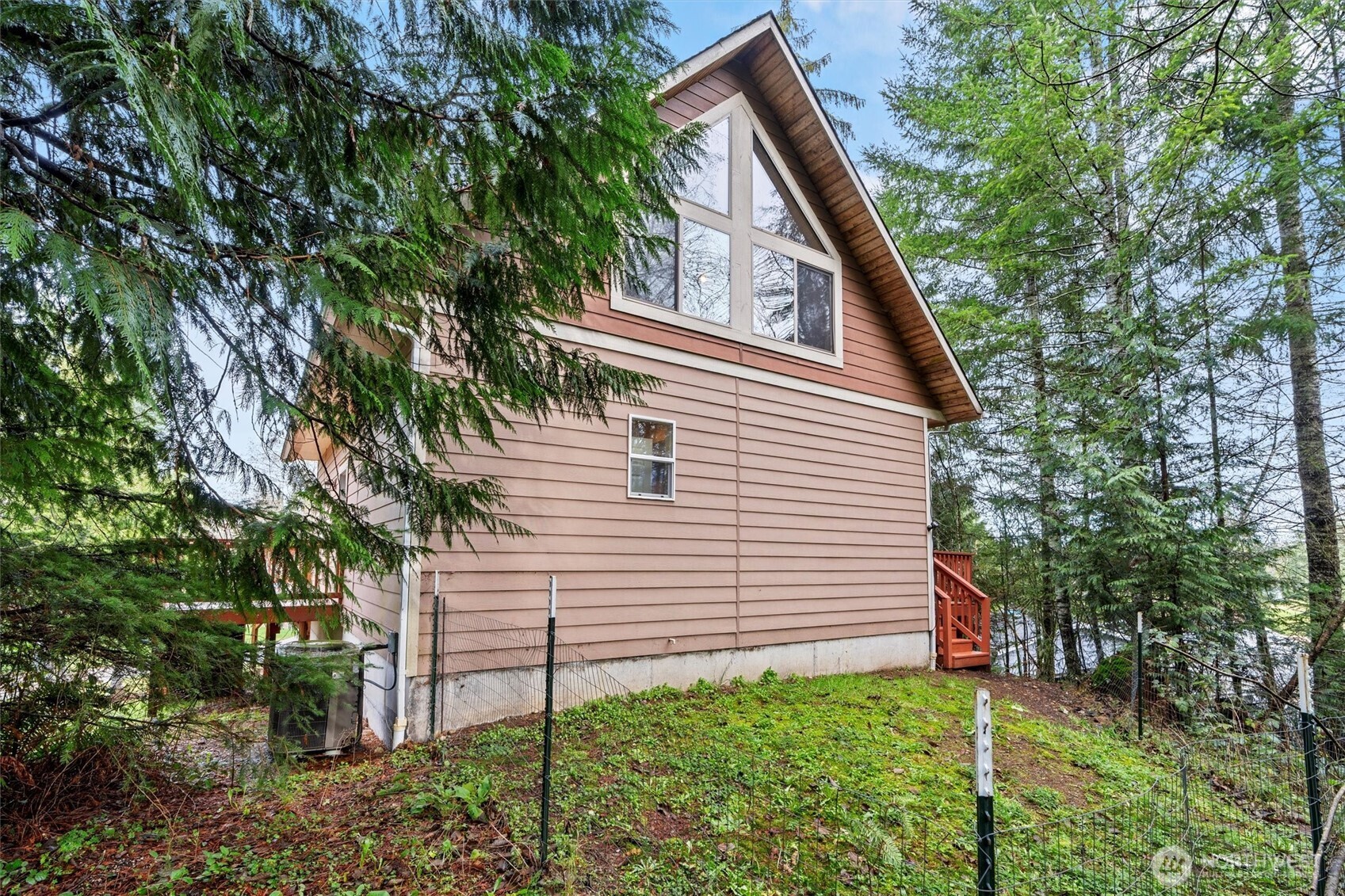 120 W Prairie Loop Road Property Photo 6