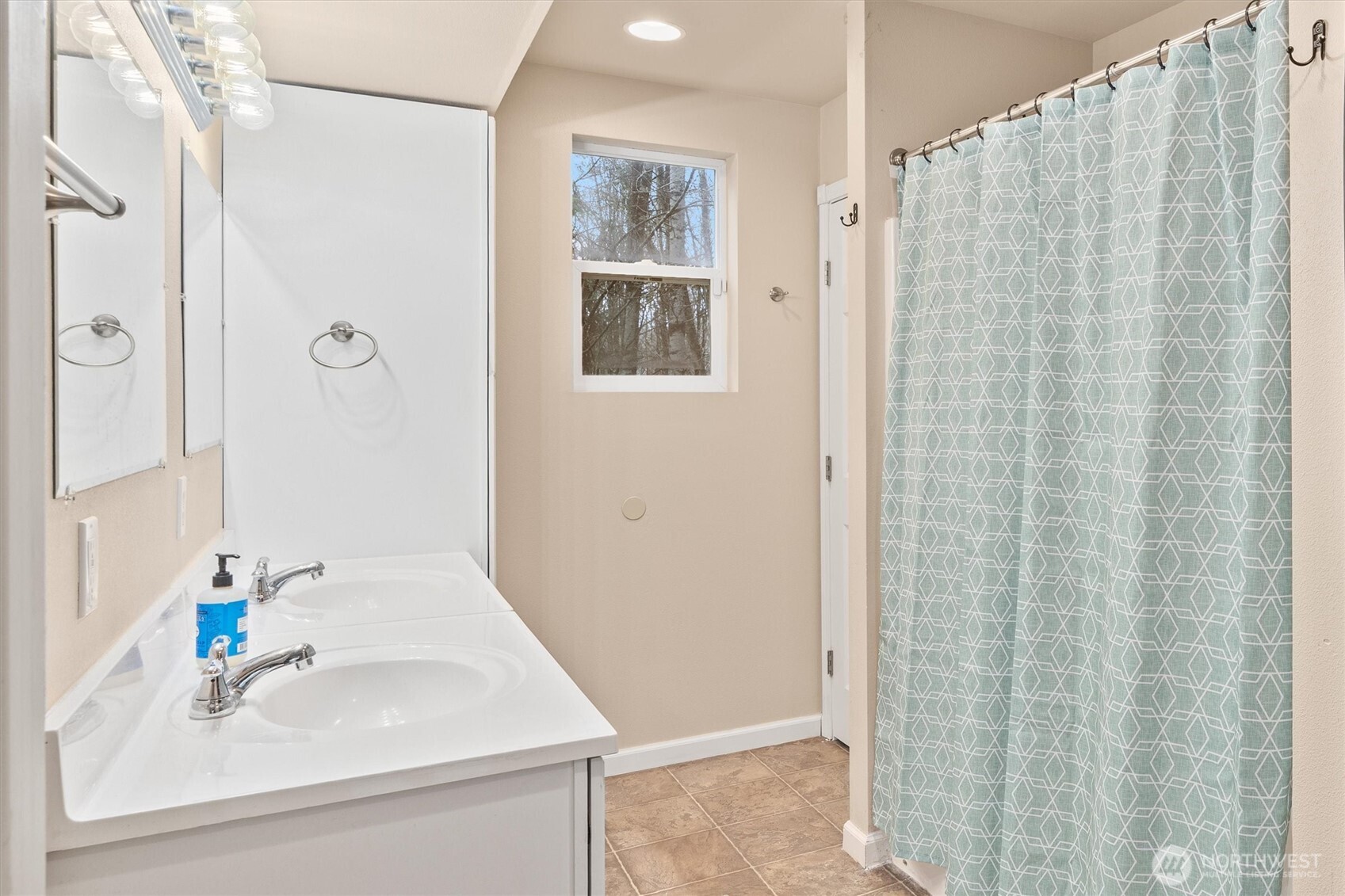 120 W Prairie Loop Road Property Photo 19