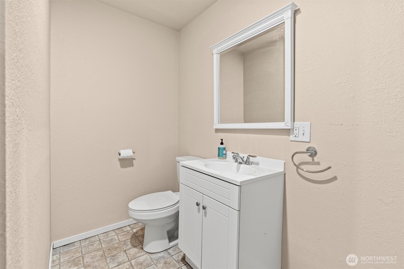 120 W Prairie Loop Road Property Photo 32