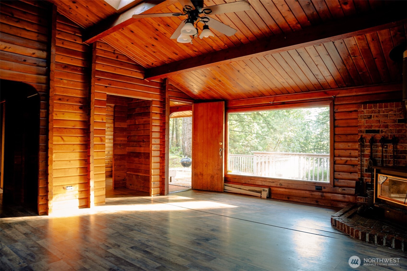 22044 Clear Lake Boulevard Property Photo 6