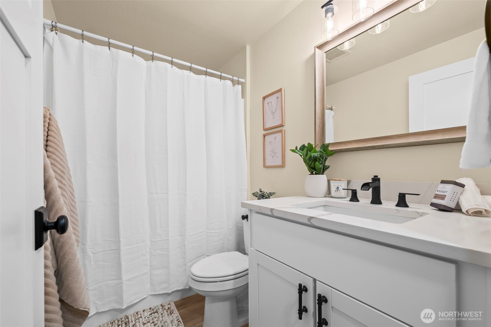 1037 9th Avenue Property Photo 17