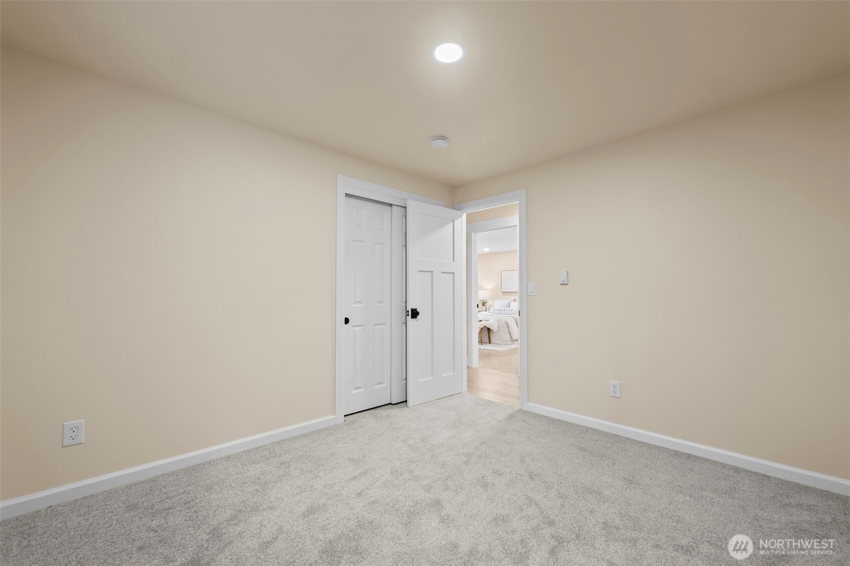 1037 9th Avenue Property Photo 27