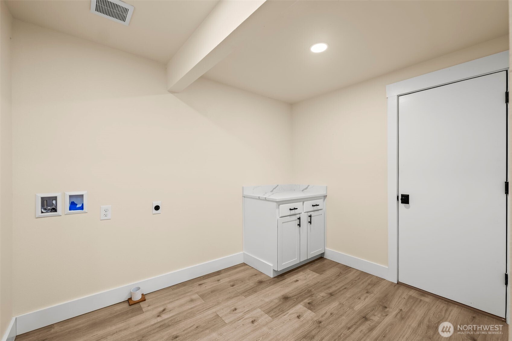 1037 9th Avenue Property Photo 29