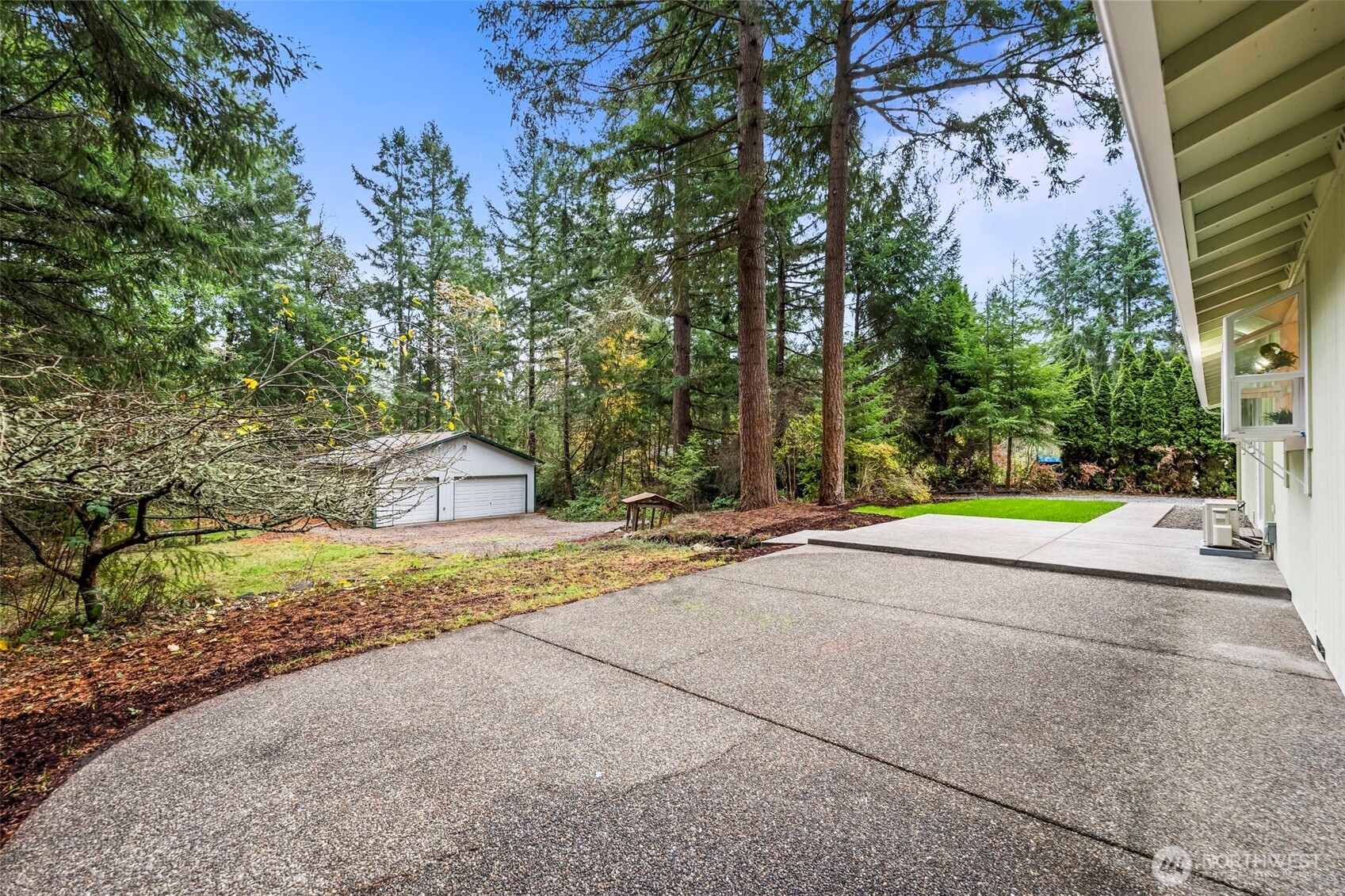 1037 9th Avenue Property Photo 32