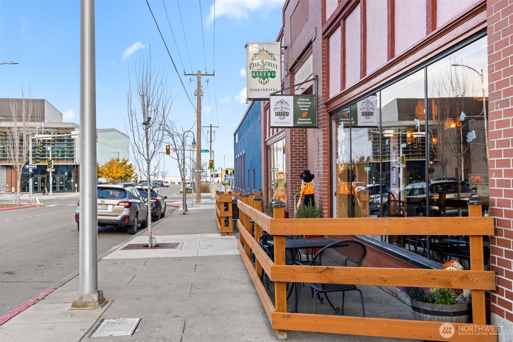 117 N Oak Street Property Photo 4