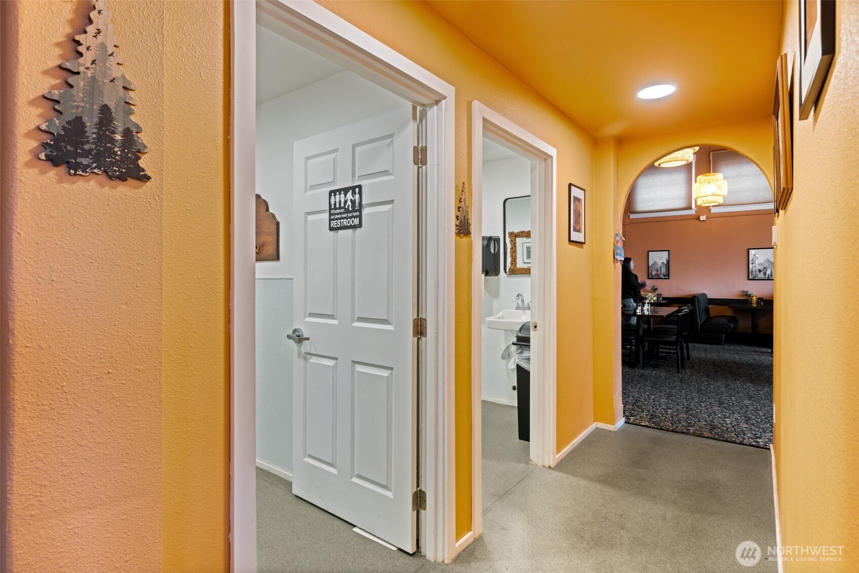 117 N Oak Street Property Photo 20