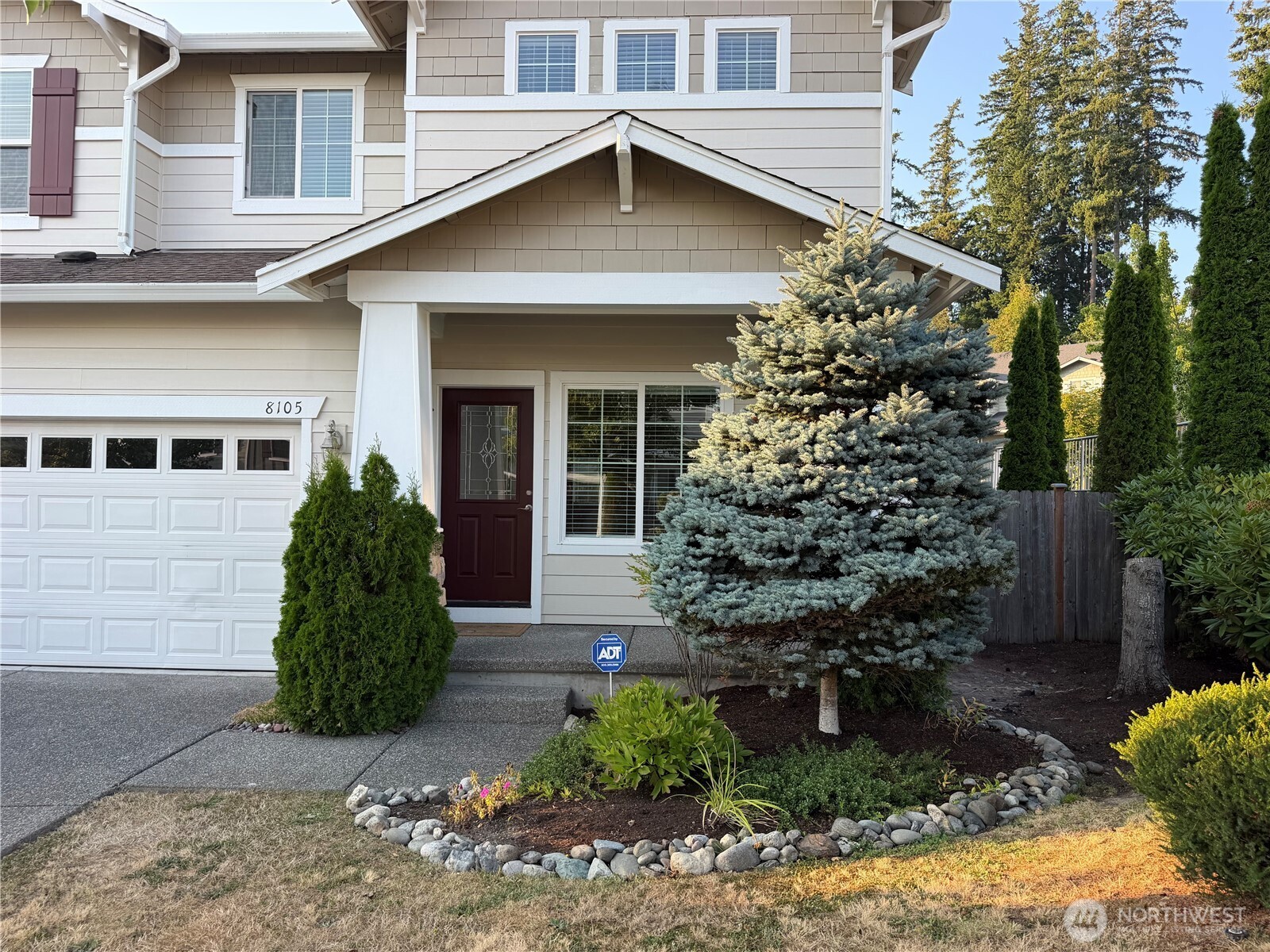 8105 88th Street Property Photo 2