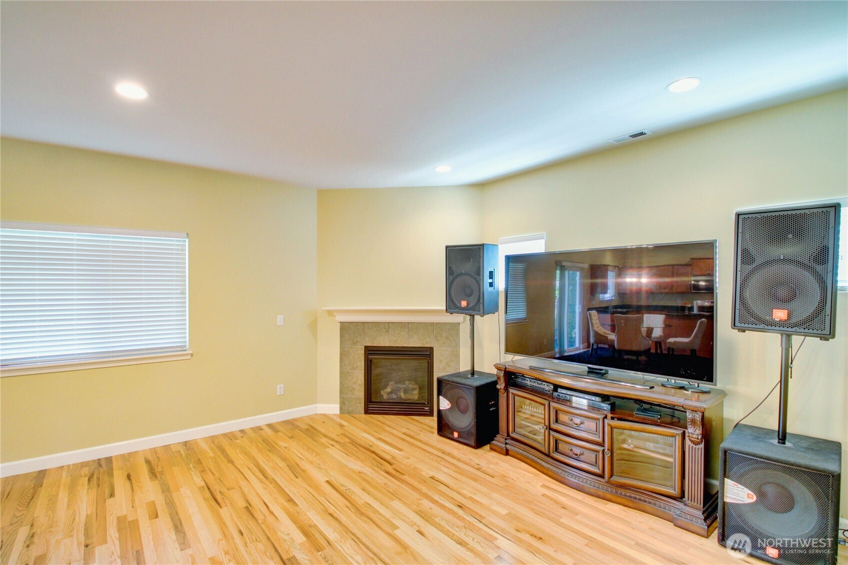 8105 88th Street Property Photo 7