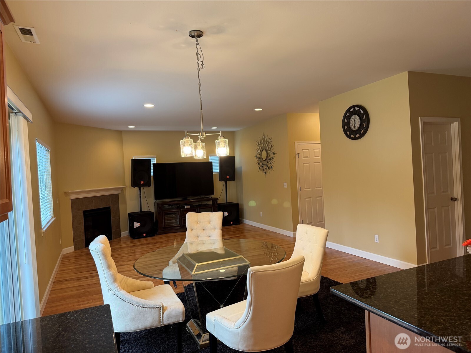 8105 88th Street Property Photo 8
