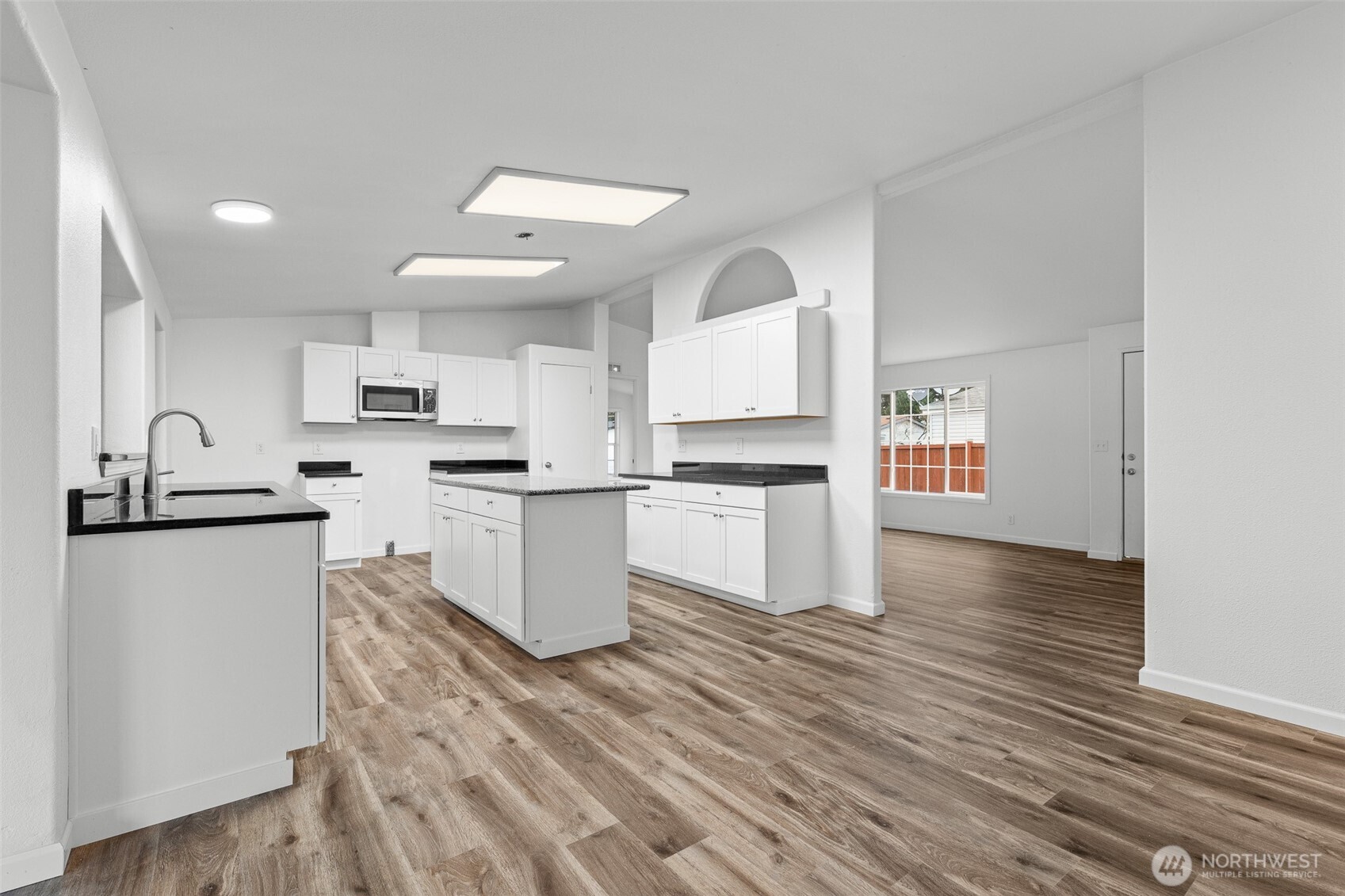 20309 77th Avenue Ct Property Photo 9