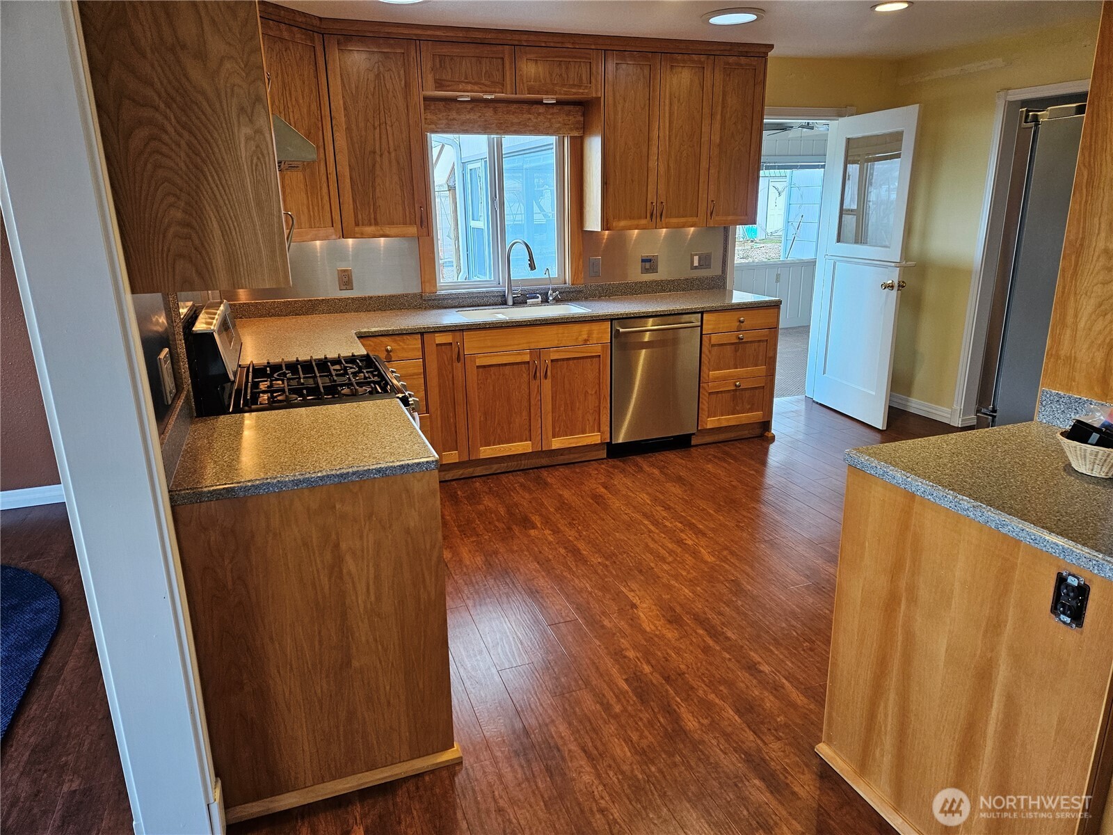 52 Libby Street Property Photo 9