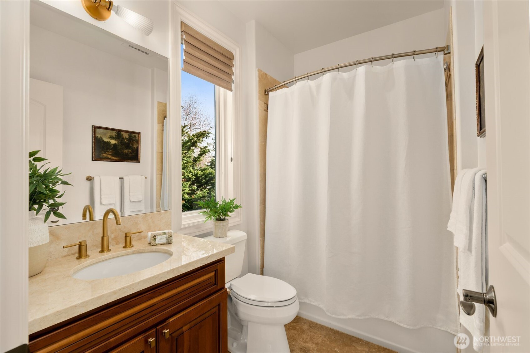 410 8th Avenue Property Photo 28