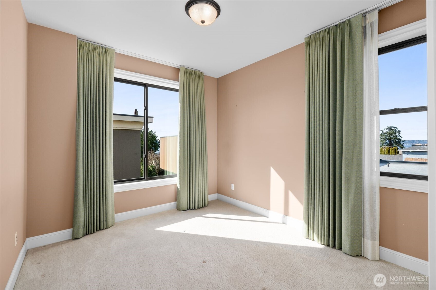 410 8th Avenue Property Photo 37