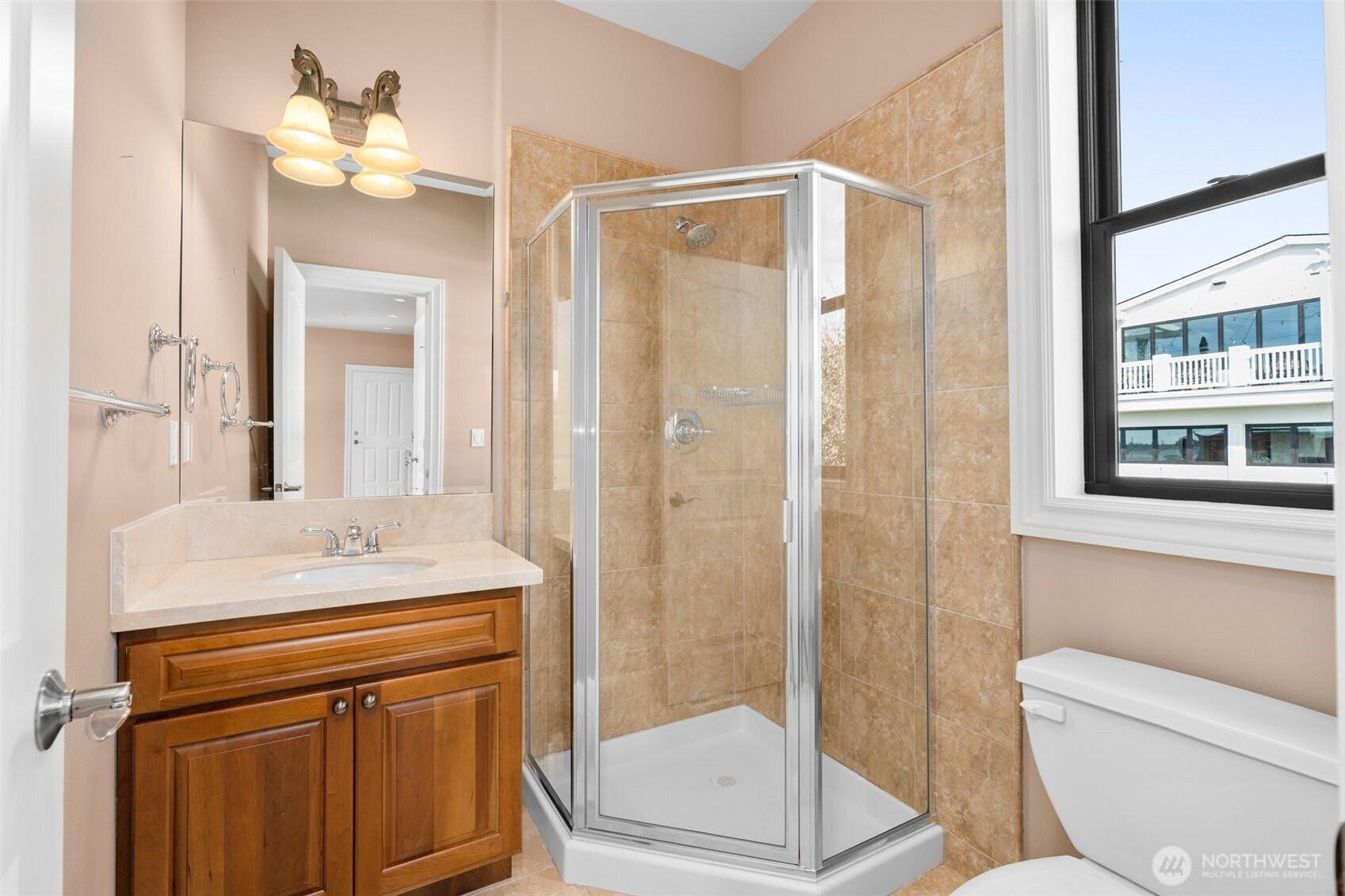 410 8th Avenue Property Photo 38