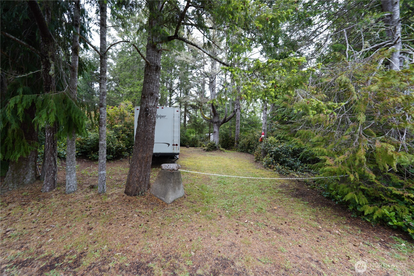 2001 323rd Place Property Photo 1