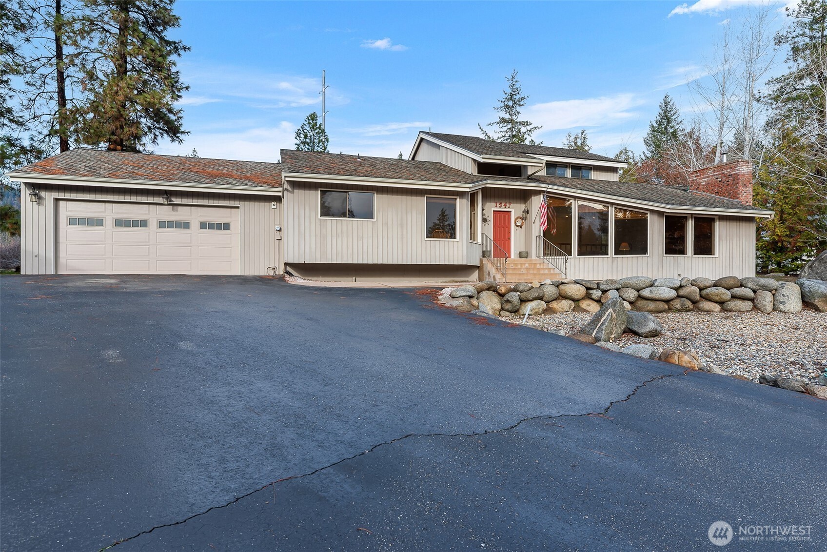 1547 Alpensee Strasse Property Photo 1