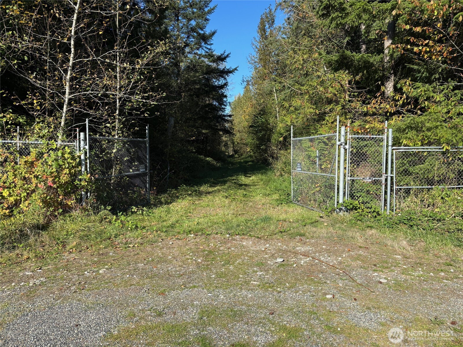 2046 Burk Road Property Photo 1