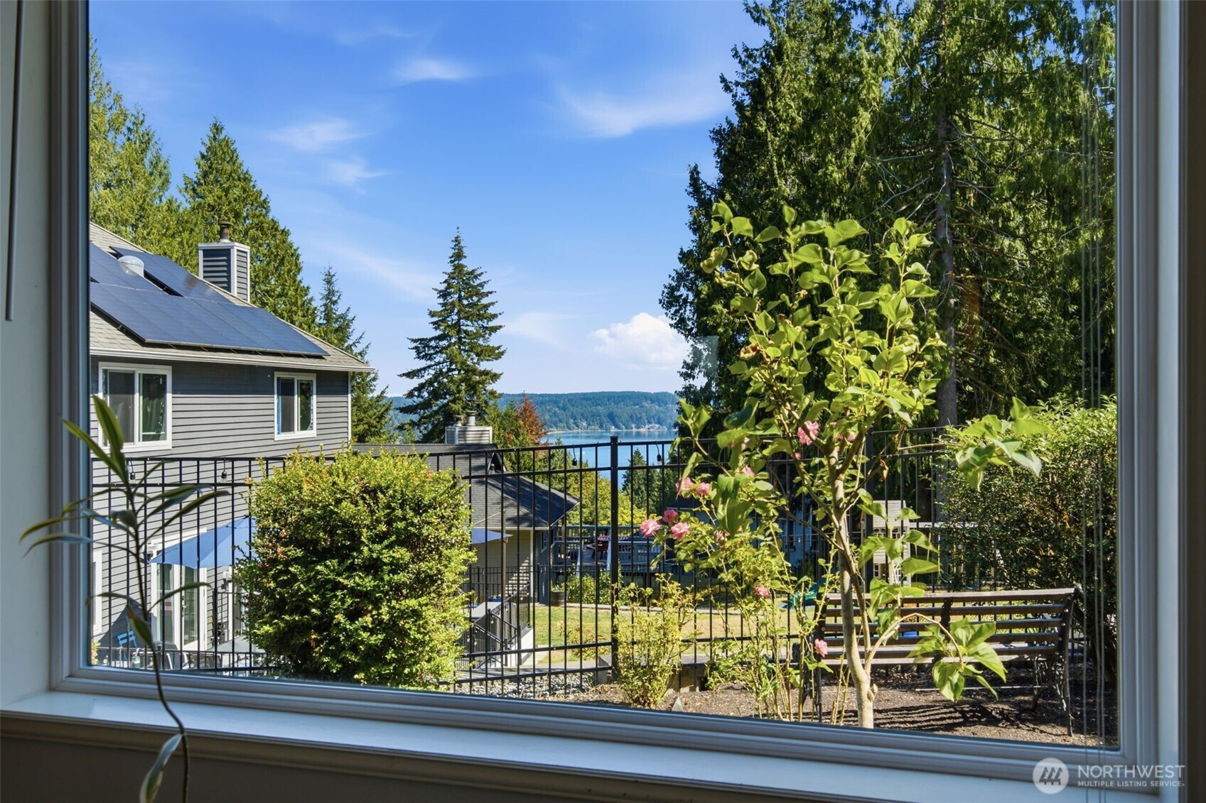 6494 Windward Place Property Photo 4