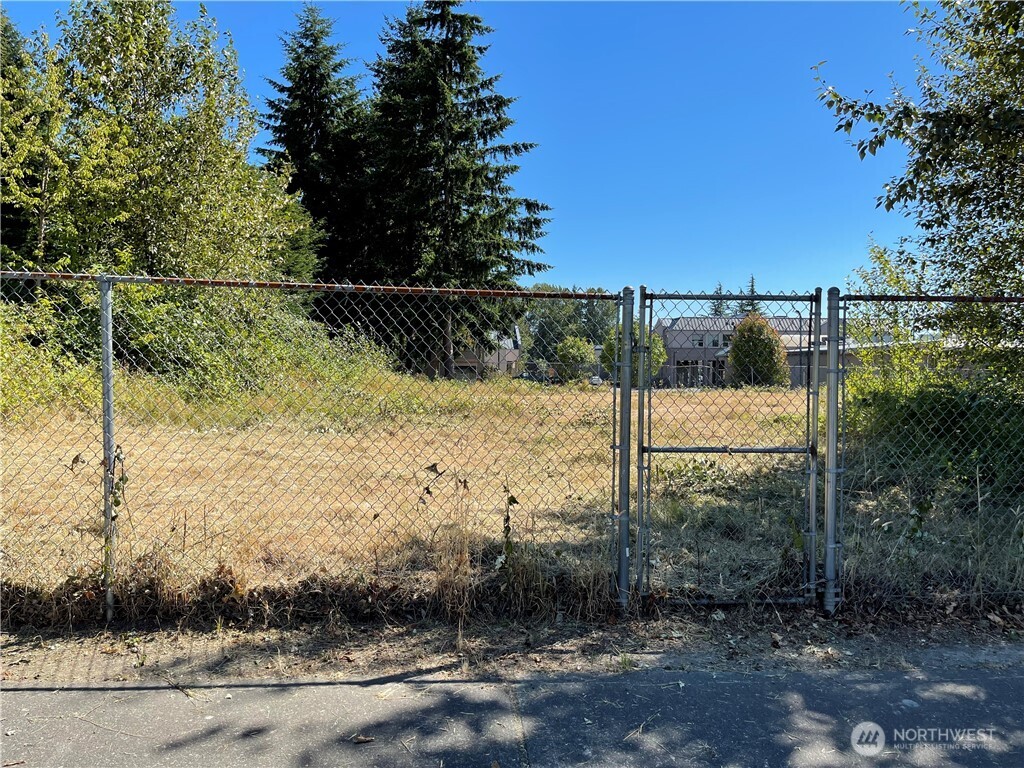 1726 Duvall Avenue Property Photo 1