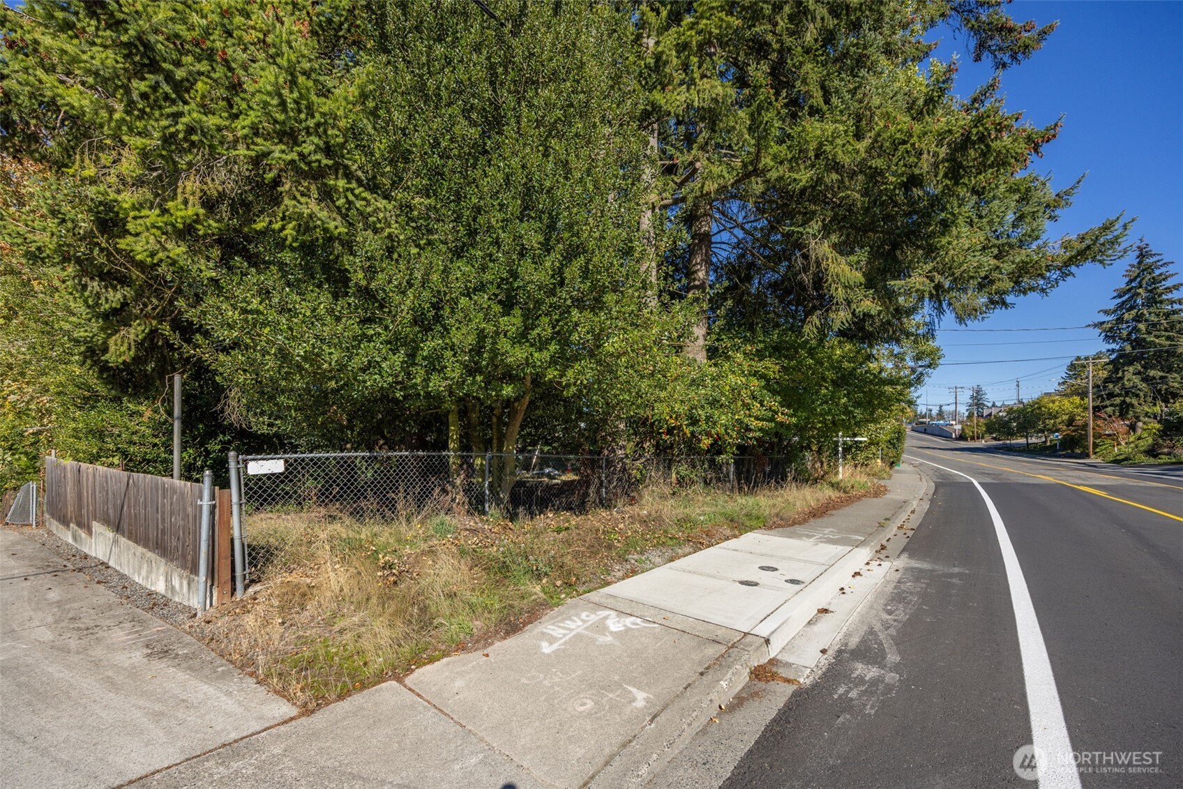 12900 Beverly Park Road Property Photo 2