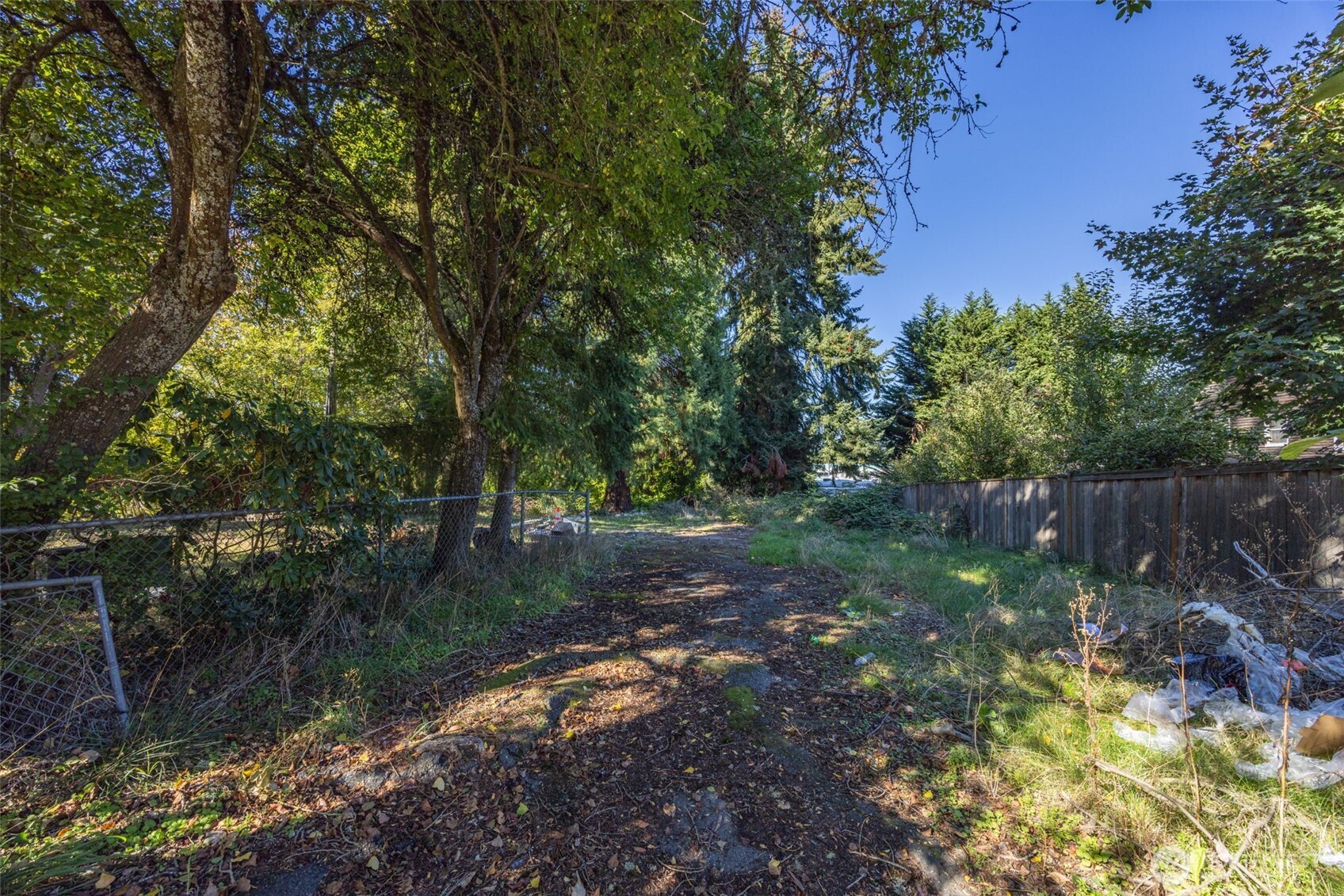 12900 Beverly Park Road Property Photo 8