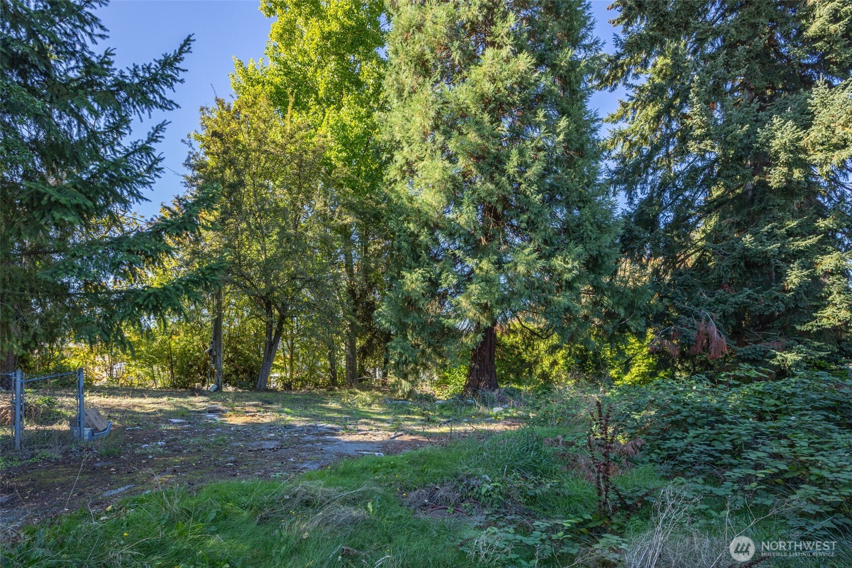 12900 Beverly Park Road Property Photo 9