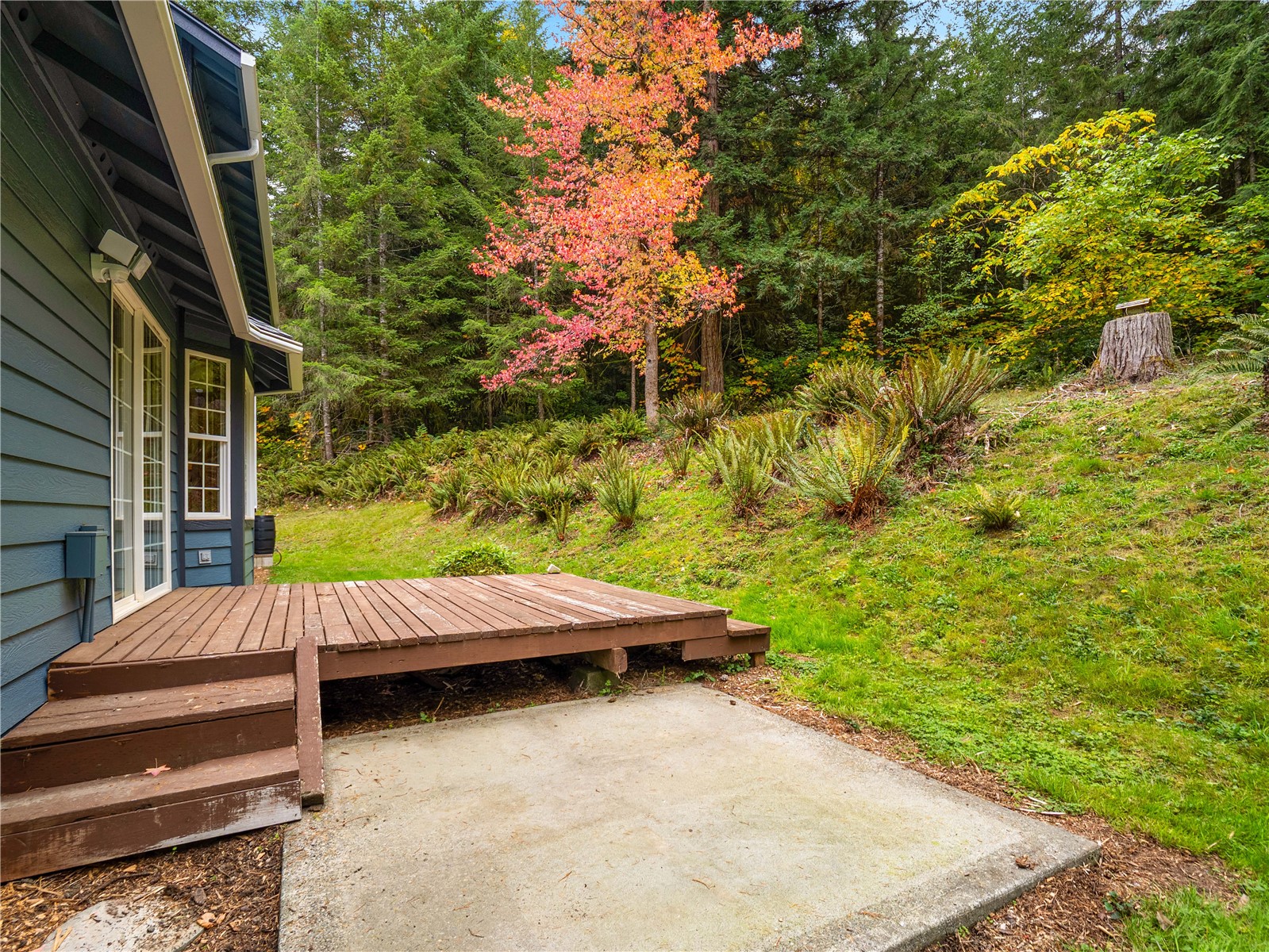 8045 Prather Road Property Photo 5