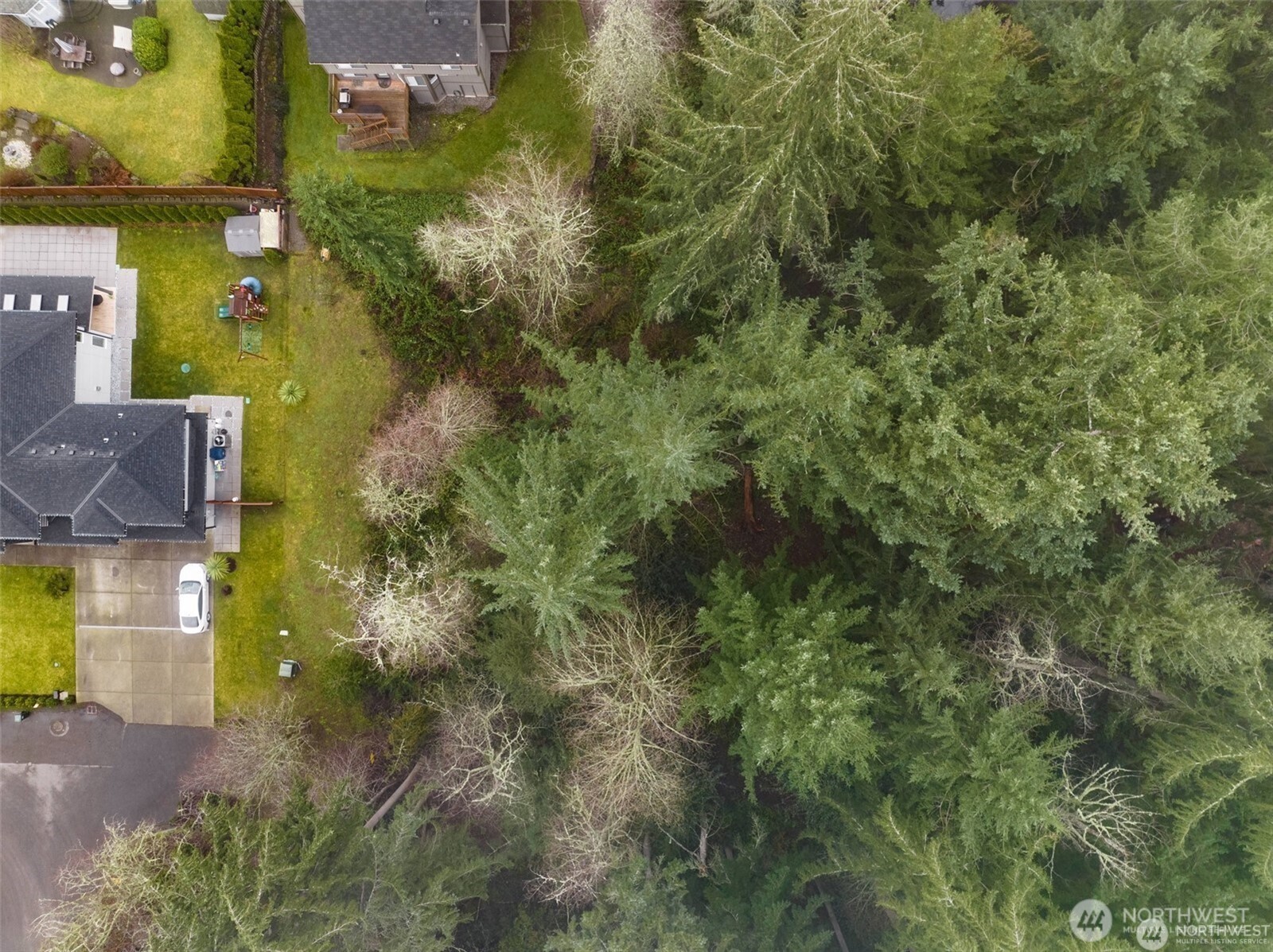 2514 Shepard Street Property Photo 6