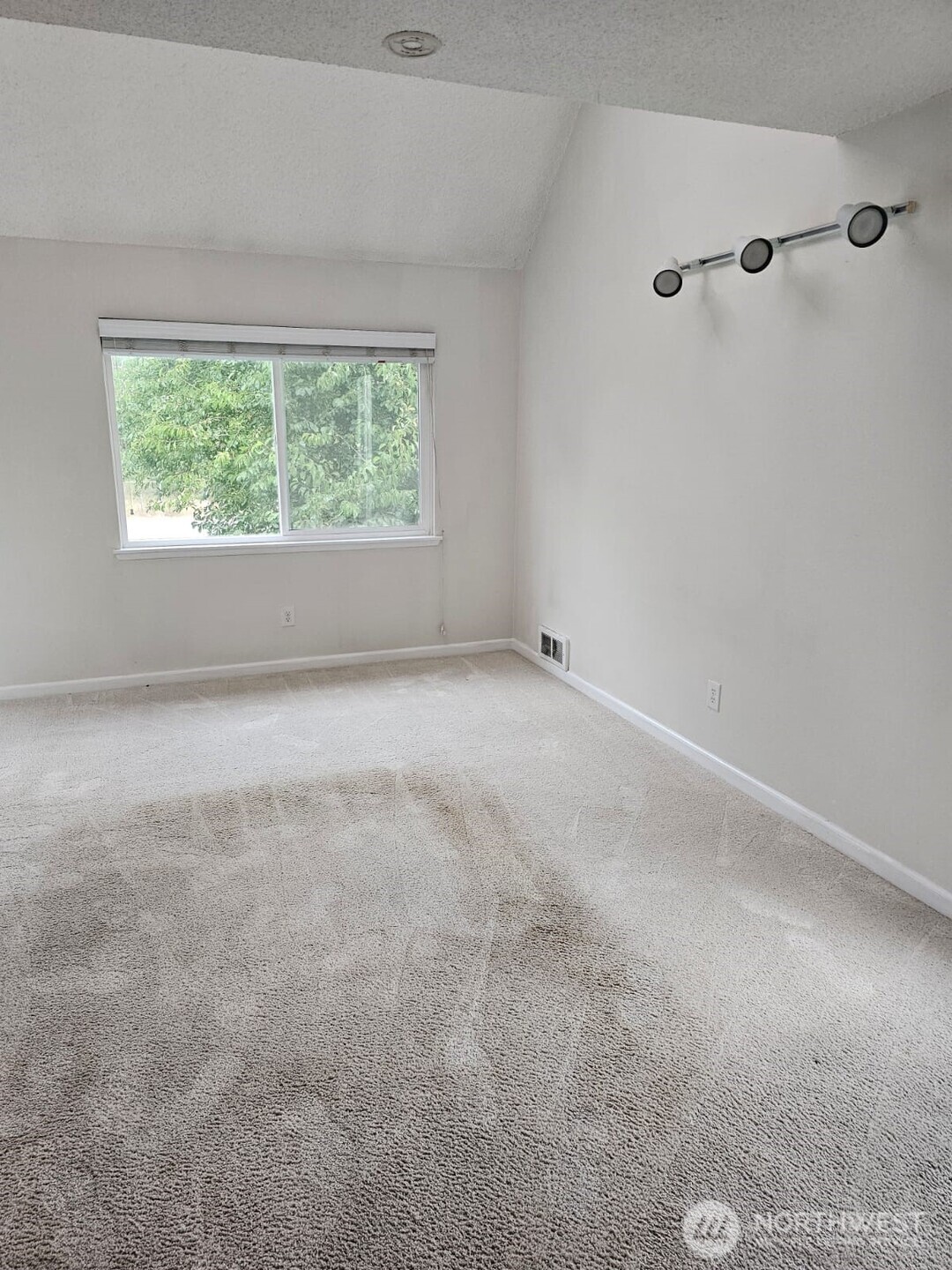 24758 45th Place Property Photo 14